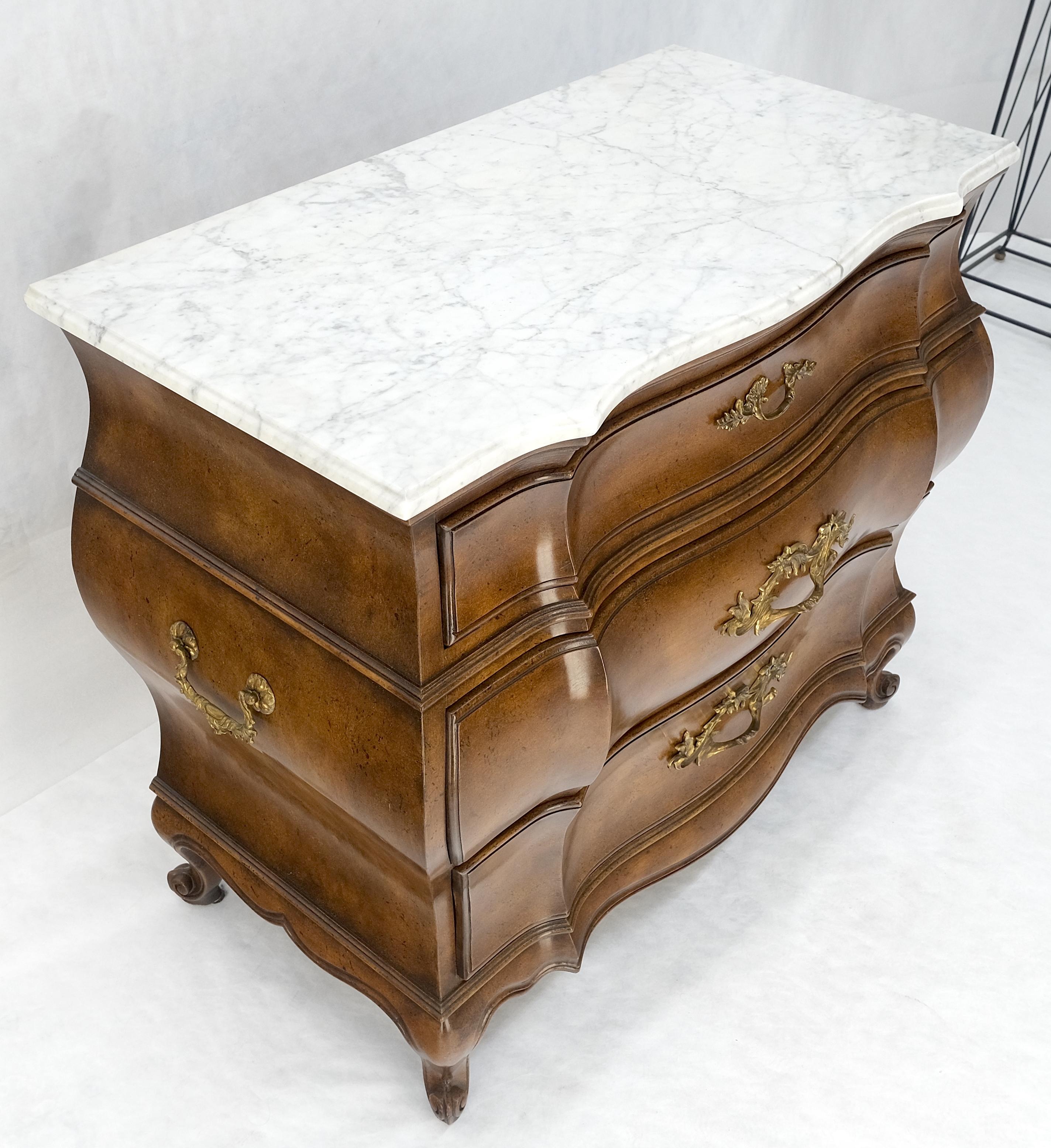 Stile italiano Bombay in legno di radica 3 cassetti con piano in marmo Comò Consolle MINT in vendita 6