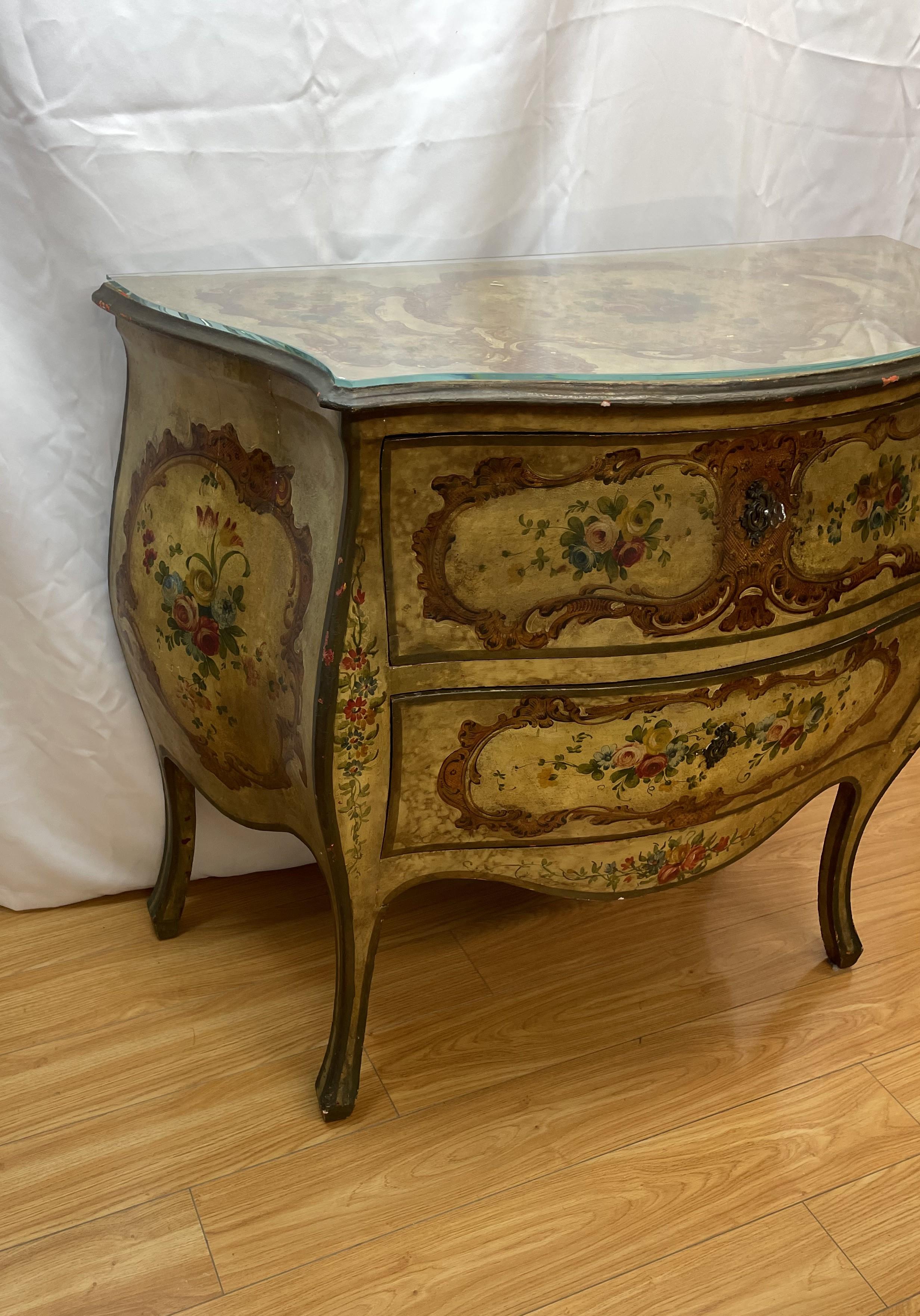 20th Century Italian Bombe Two-Drawer Commode For Sale