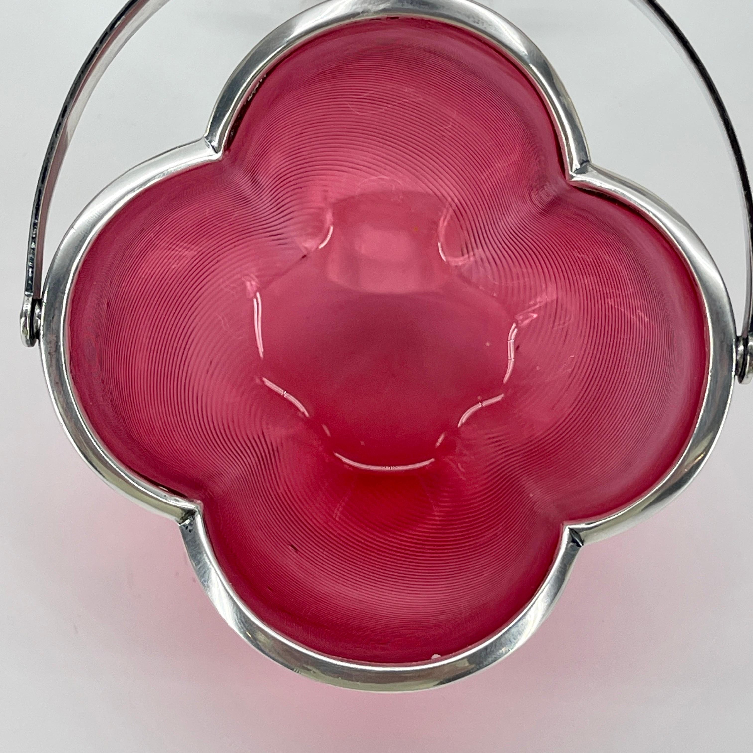 Italian Bonbonniere in Red Art Glass Bowl with English Silver Mounting For Sale 2