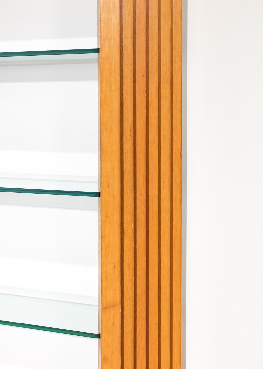 Italian Bookcase 60's / 70's Glass and Solid Wood, G343 For Sale 11