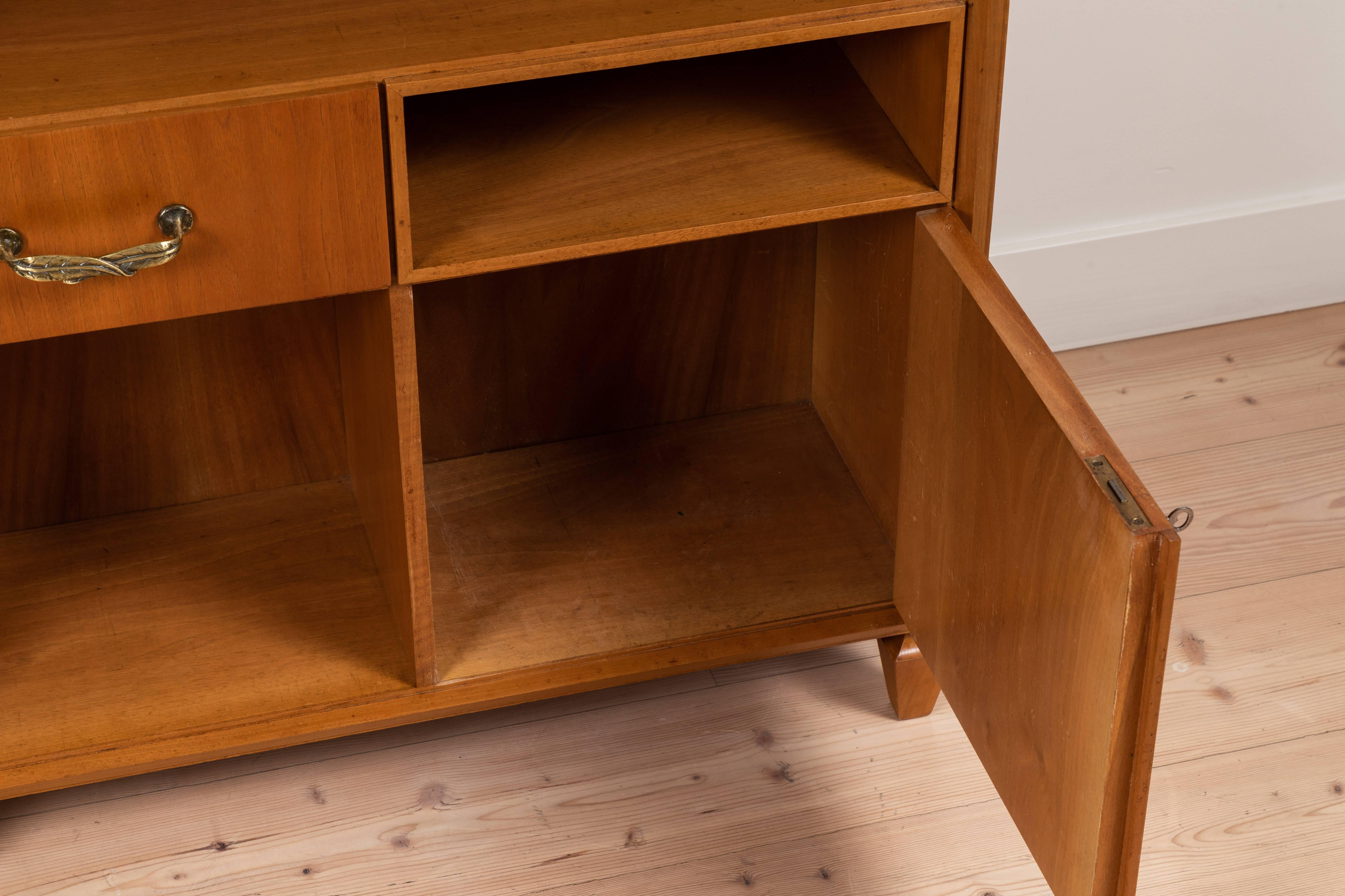 Mid-20th Century Italian Bookcase by Vittorio Lombardi