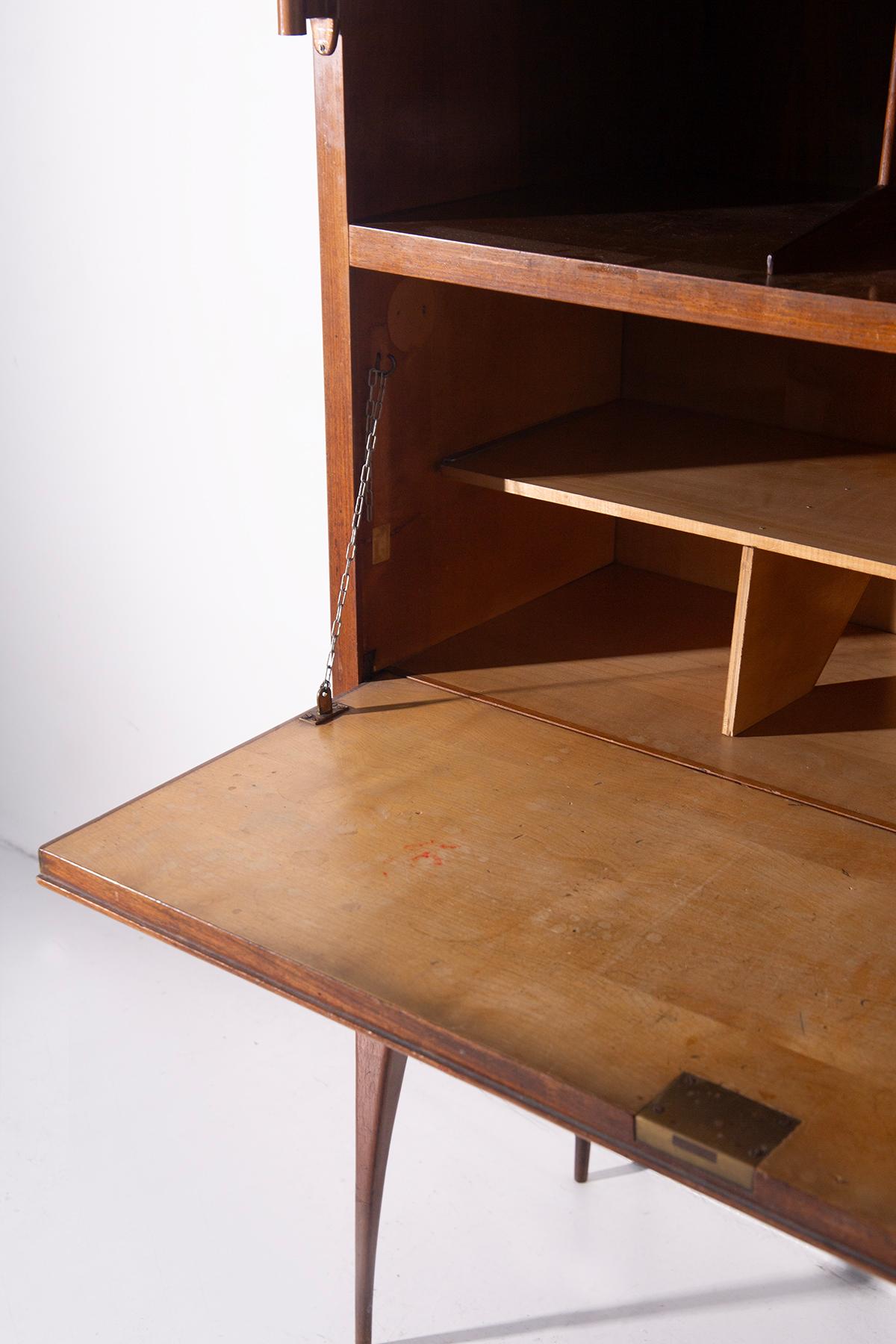 Italian bookcase cabinet in grissinato wood im Angebot 2
