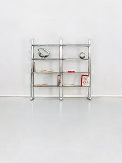 Italienisches Bücherregal Form Metal Arte Roma aus verchromtem Stahl und Glas