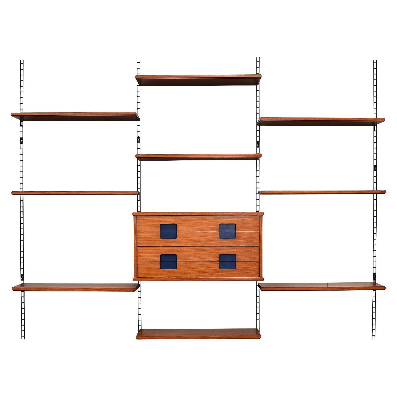 Italian Bookcase Wall Unit in Brazilian Rosewood, 1950s In Good Condition In Pijnacker, Zuid-Holland