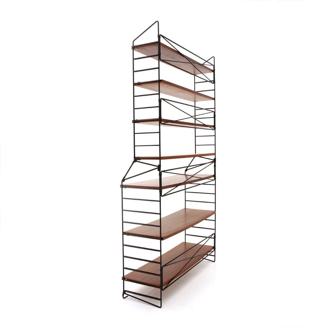 Italian Bookcase with Shelves in Teak, 1960s In Good Condition In Savona, IT