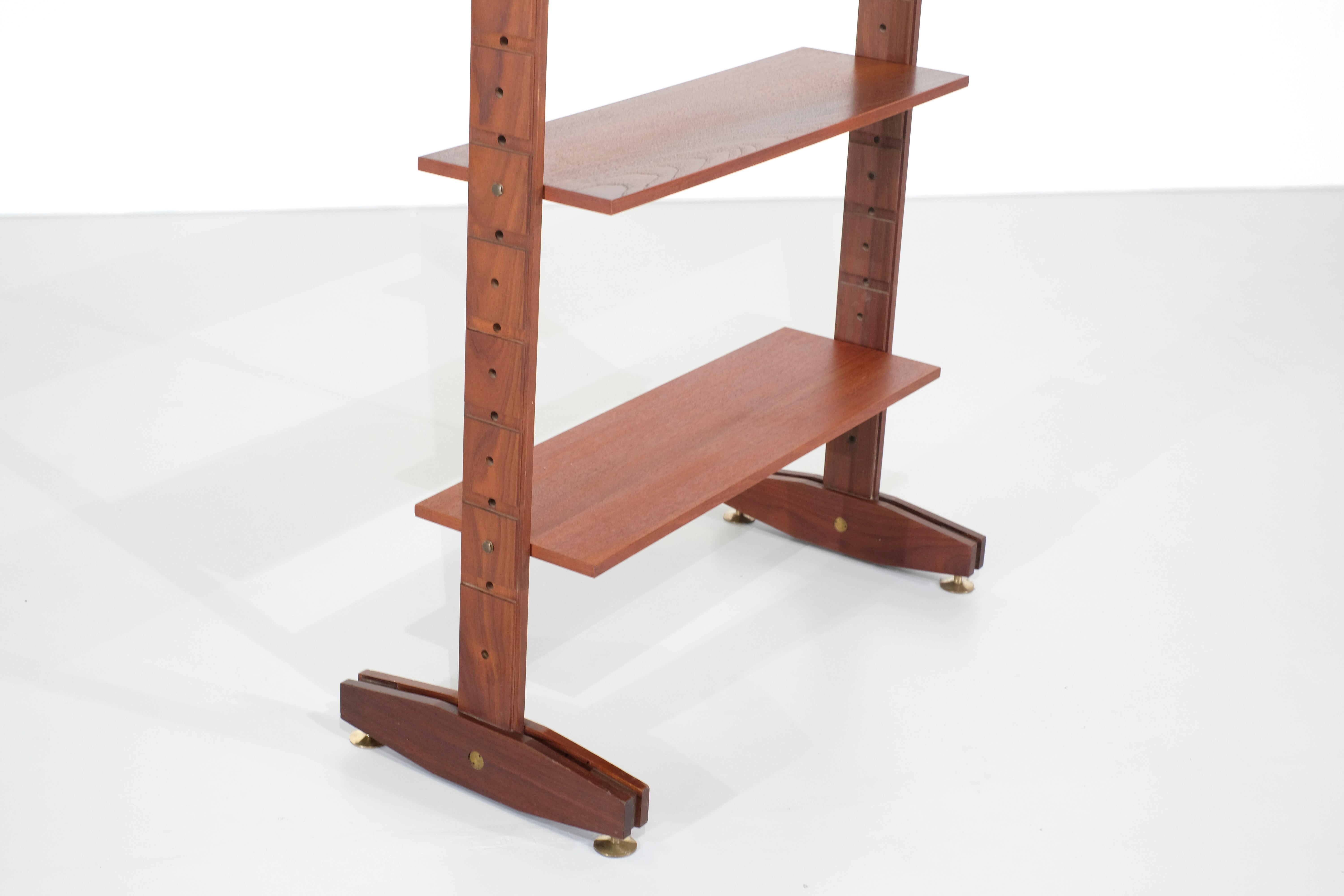 Italian Bookshelves in teak - 1960s in vendita 2