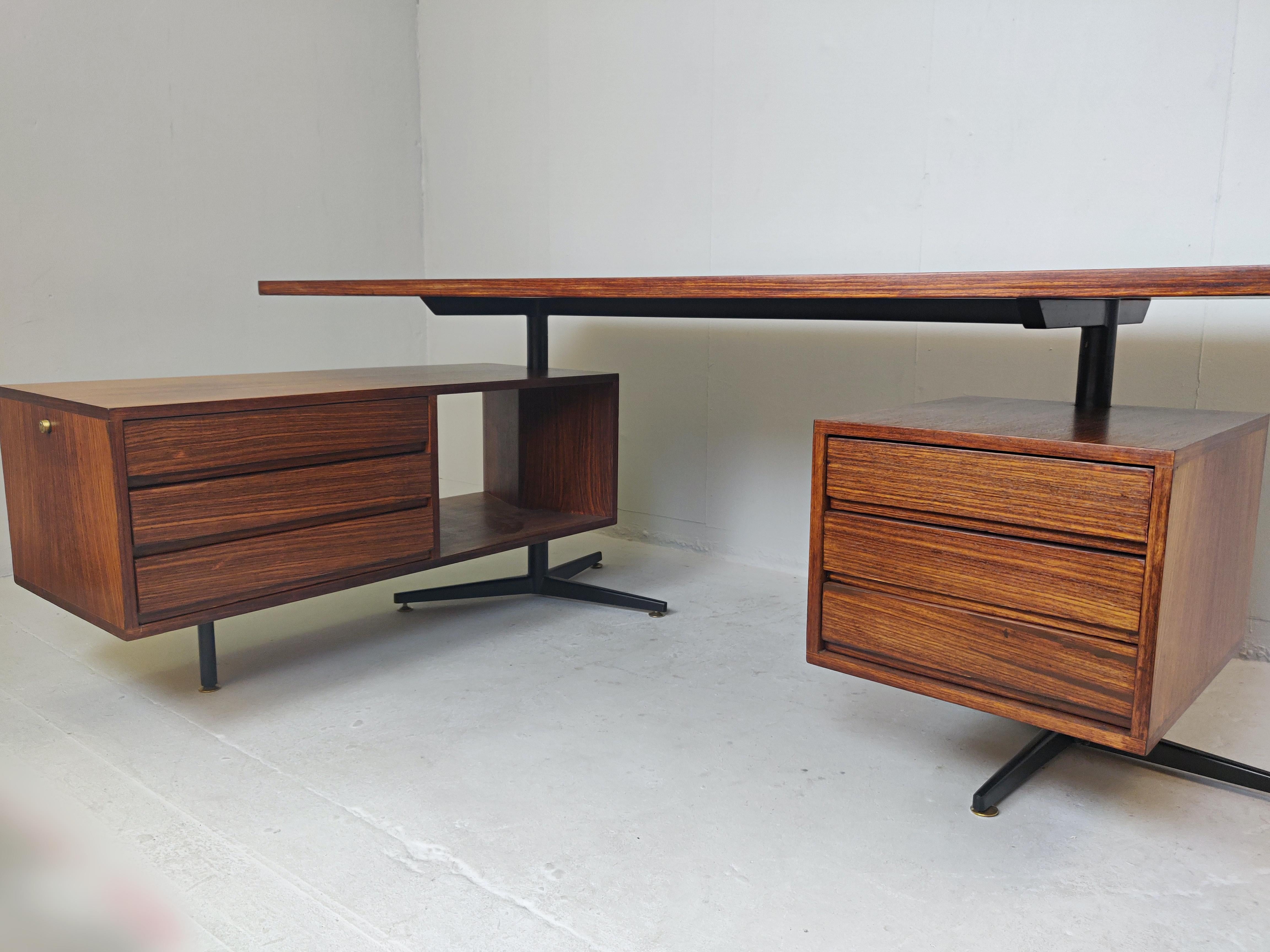 Wood Italian Boomerang Rosewood Desk by Osvaldo Borsani, 1960s