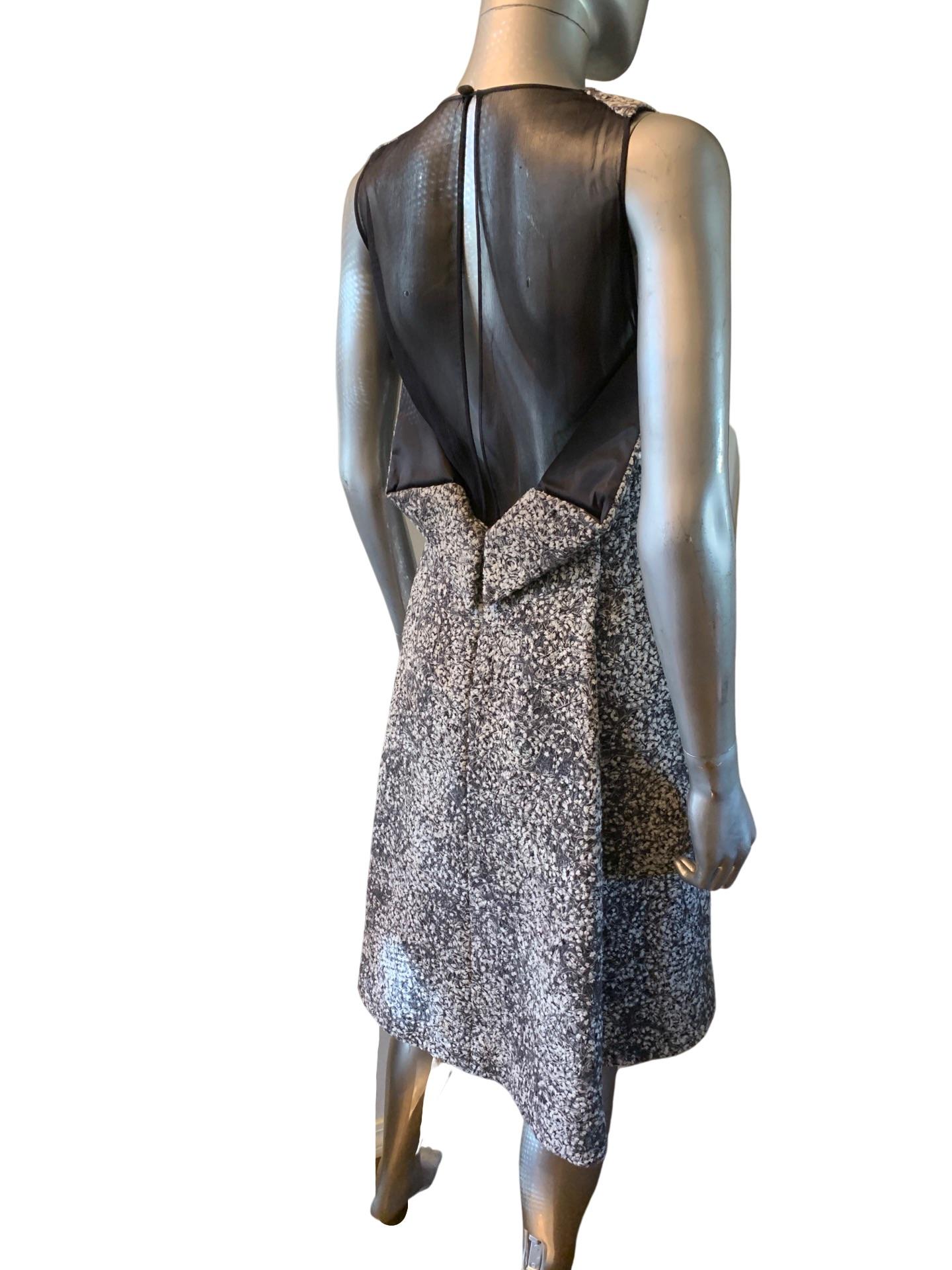 Ensemble robe et veste en bouclé italien de Peter Langner Saks Fifth Avenue Taille 6  en vente 2