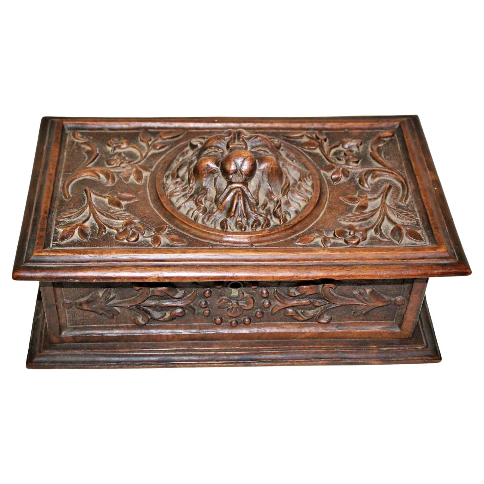 Italian Box in High Relief Carved Oak Wood 18th Century For Sale