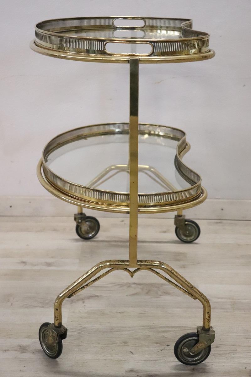 Italian Brass and Glass Bar Cart, 1980s Equipped with Tray For Sale 5