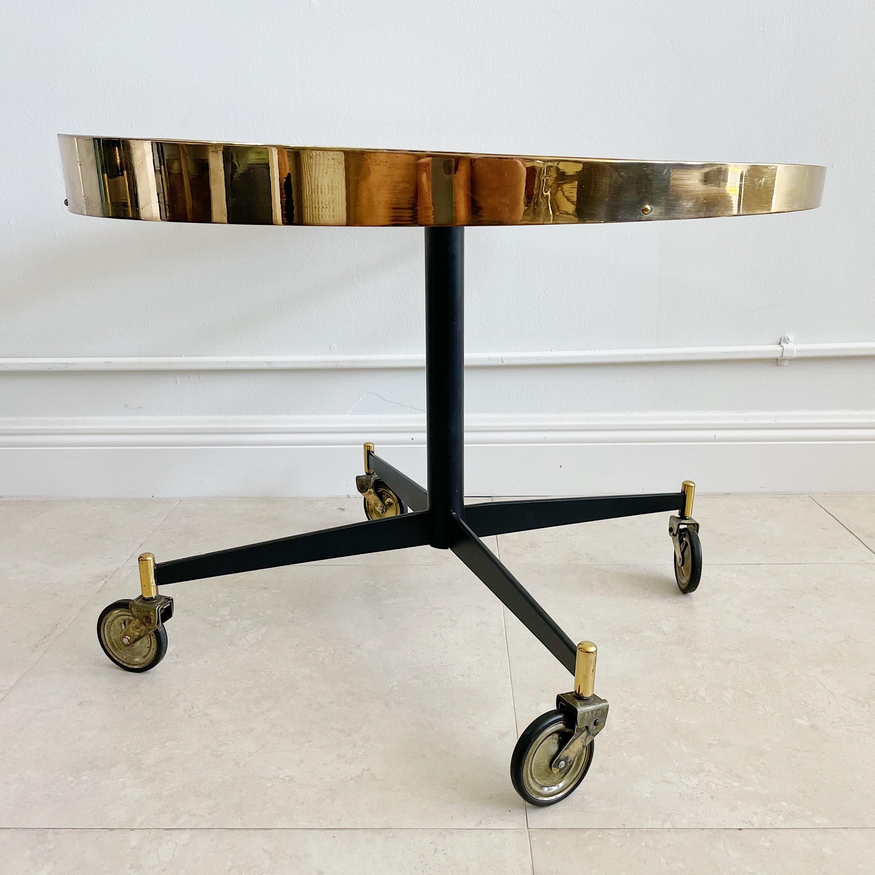 Italian Brass and Glass Carrello Side Occasional Table on Wheels In Good Condition In West Palm Beach, FL