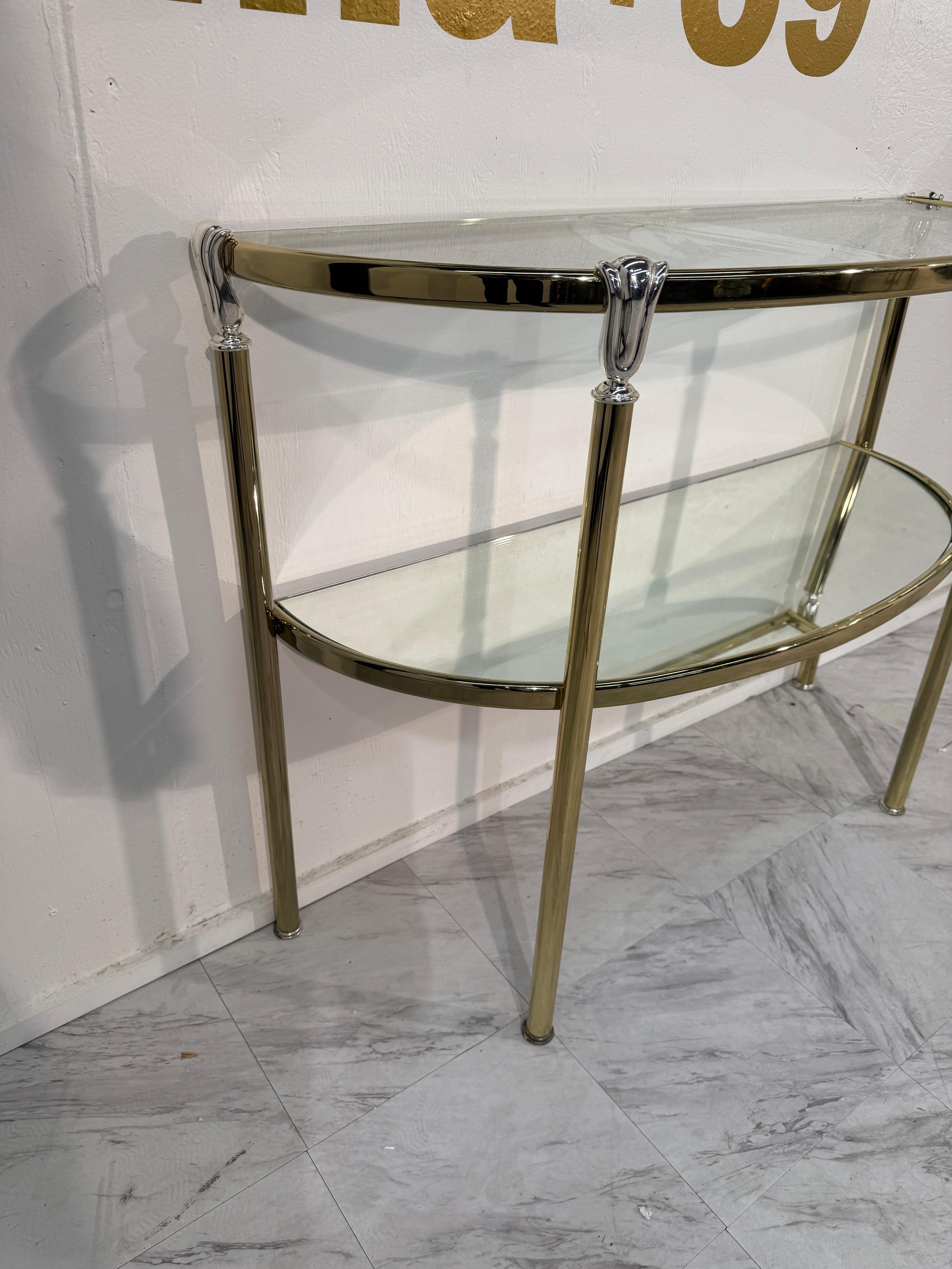 Consola italiana de latón y cristal con espejo a juego, años 70 Italiano en venta
