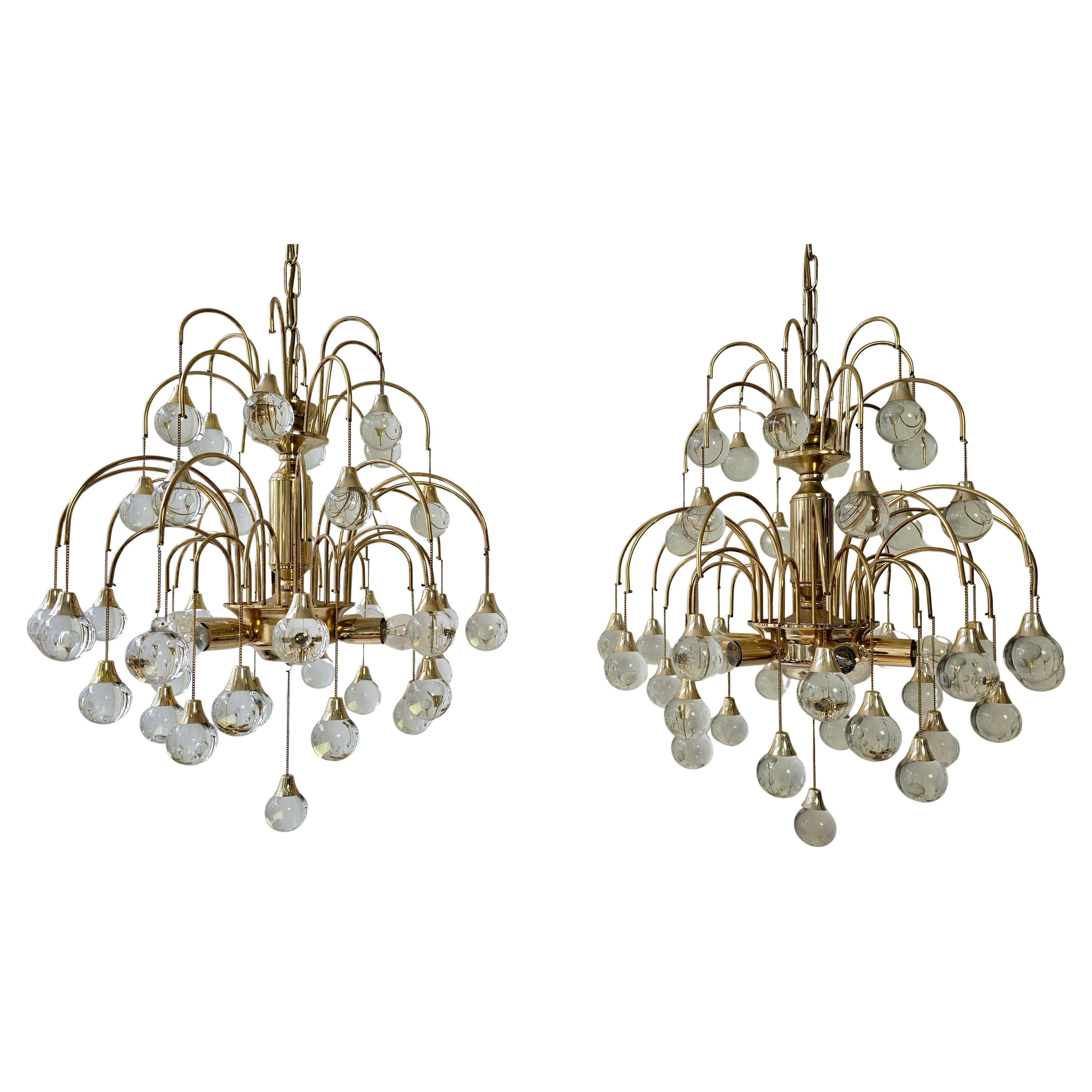 Italian Brass and Glass Drop Chandelier, Hollywood Regency Style – circa 1970 In Good Condition For Sale In Antwerp, BE