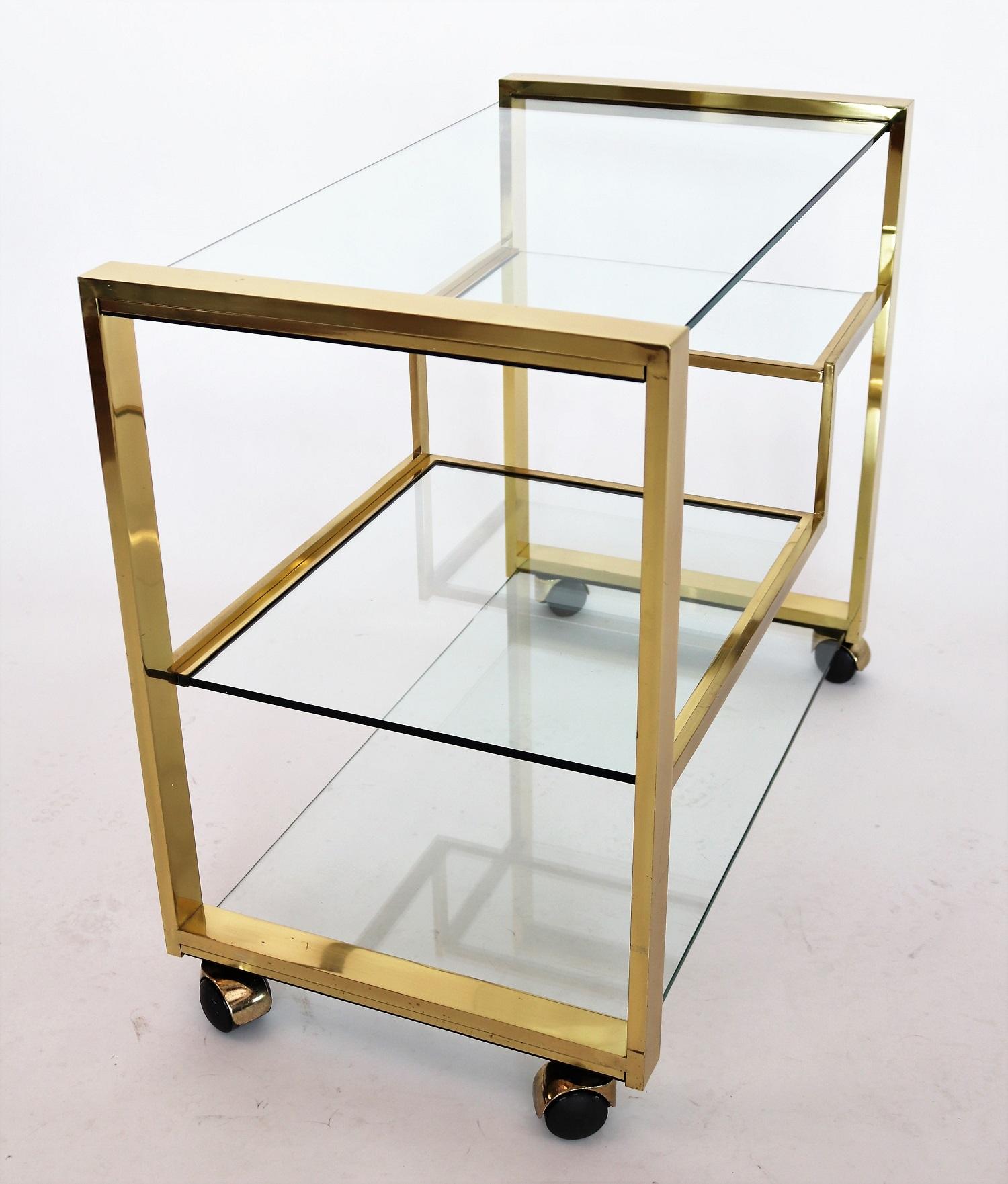 Italian Brass and Glass Bar Trolley or Cart in the Hollywood Regency Style, 1970 4