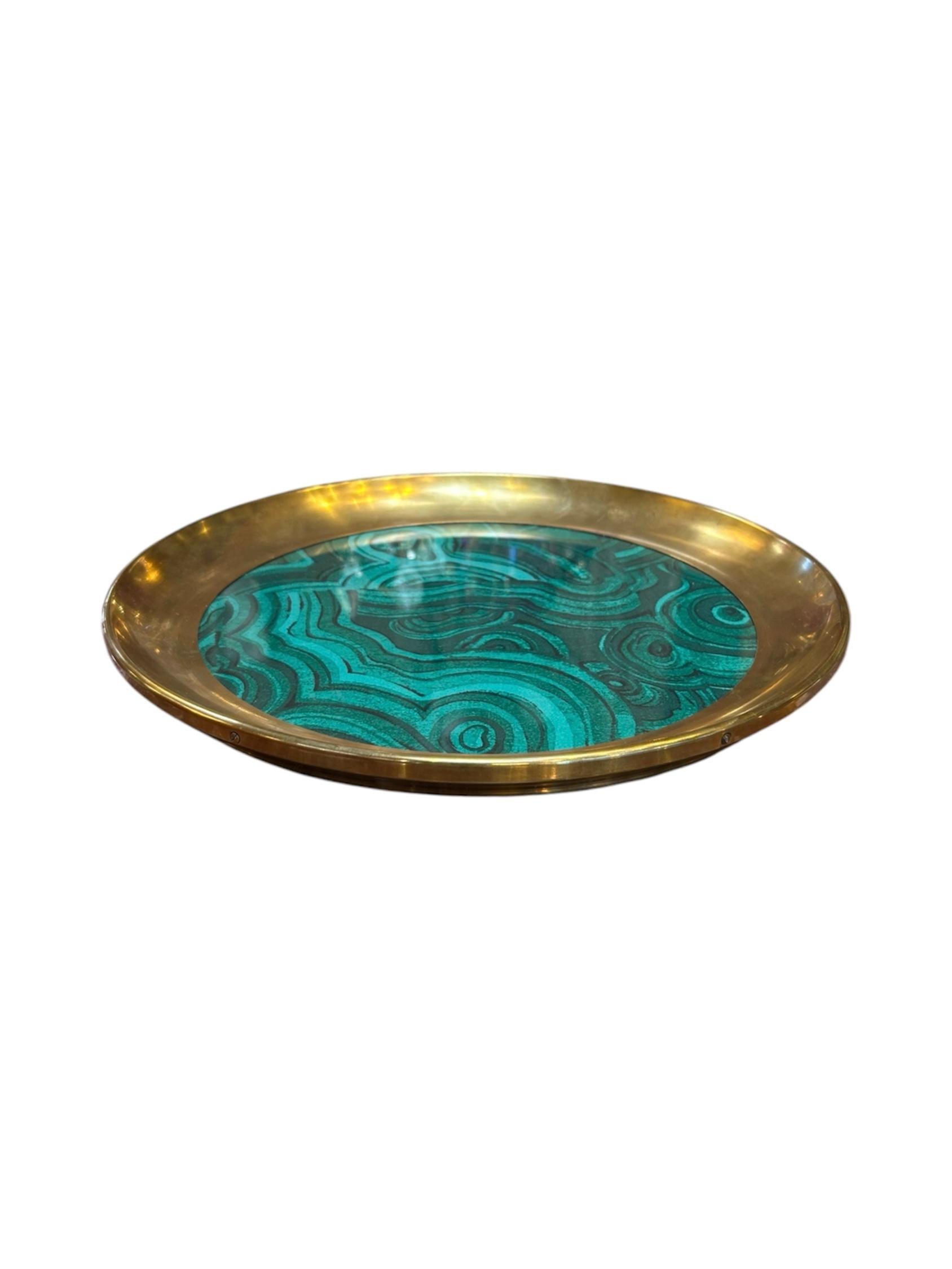 Bandeja italiana de latón y remolino verde Italiano en venta