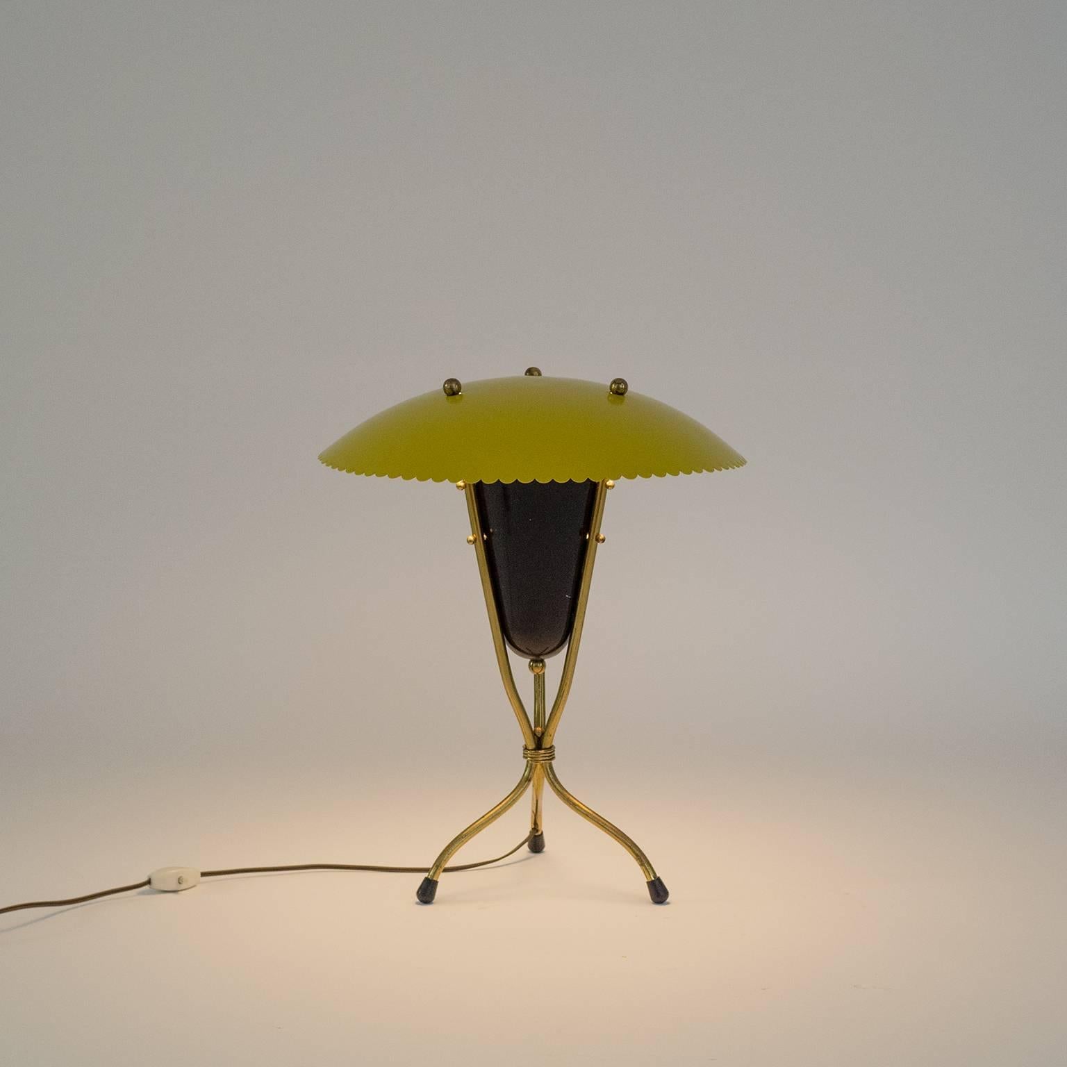 Italian Brass and Lacquered Tripod Table Lamp, 1950s 3