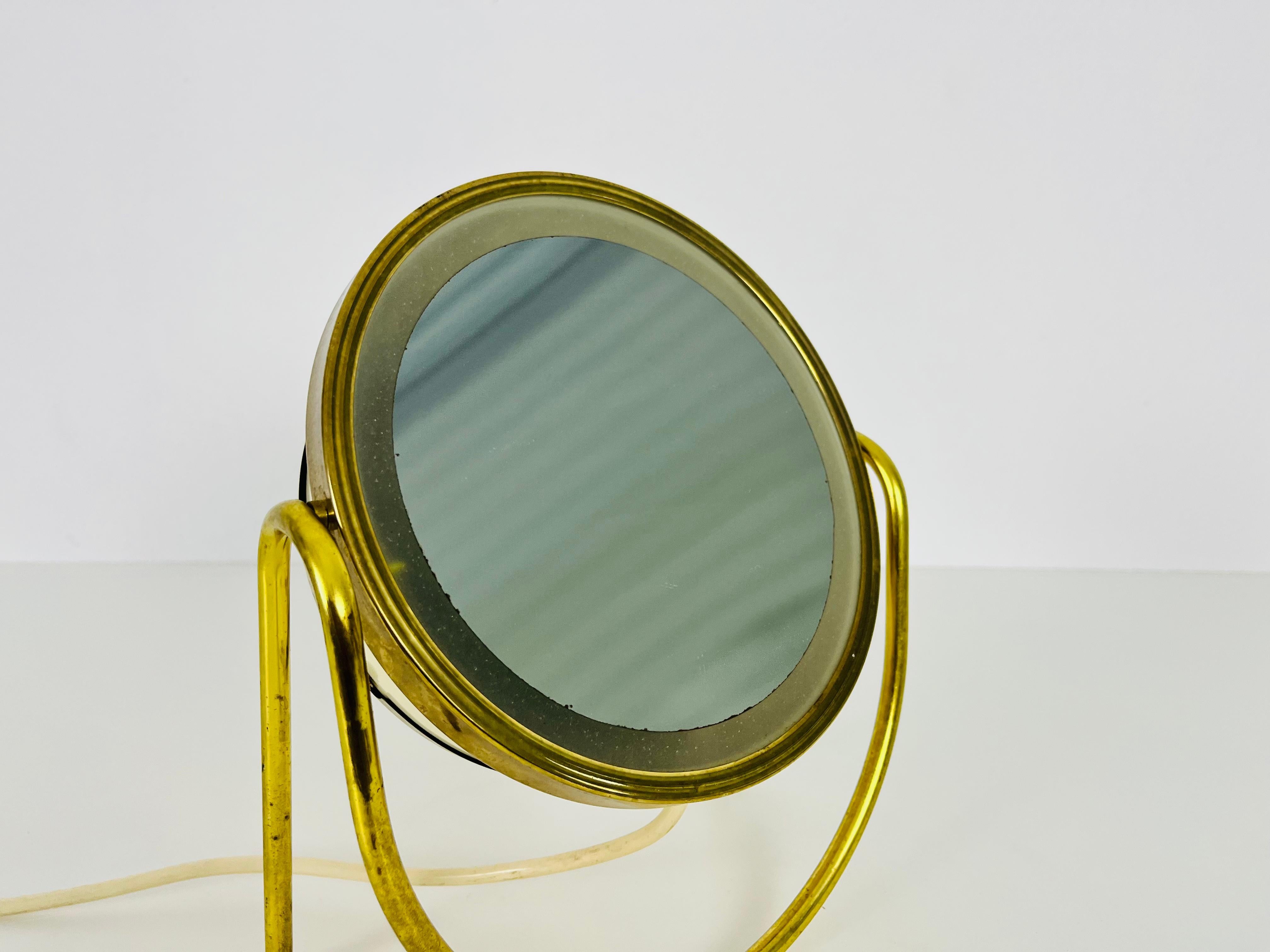 Italian Brass and Metal Table Mirror, 1960s, Italy For Sale 5