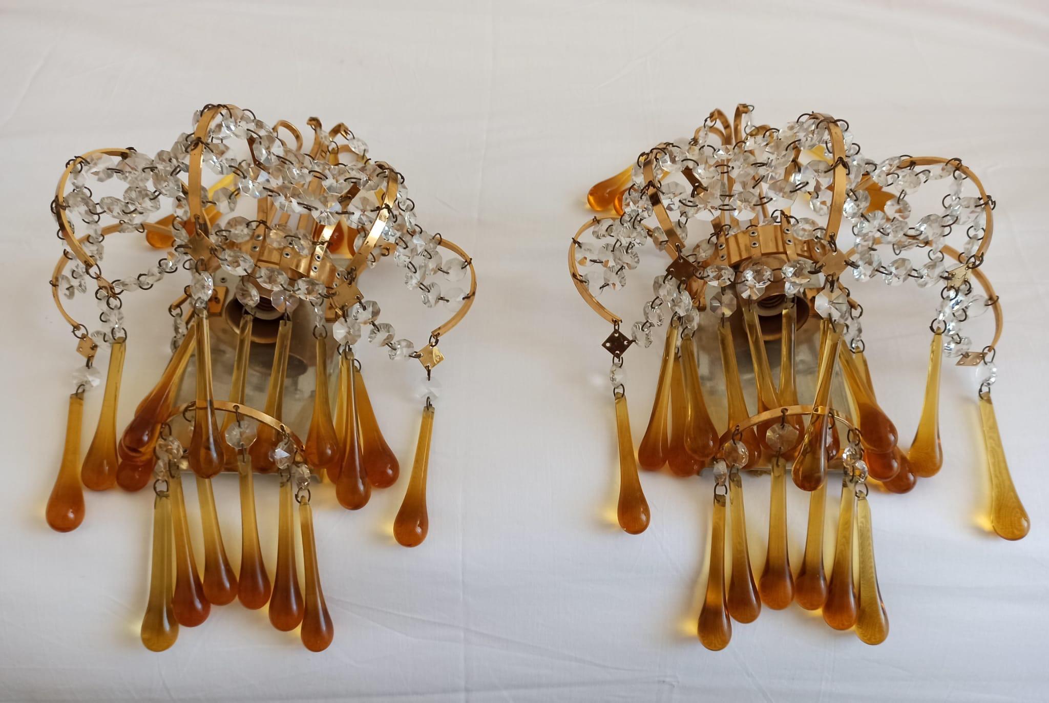 Italian Brass and Murano Amber Glass Tear Drop Wall Lights by Paolo Venini, 1960 For Sale 1