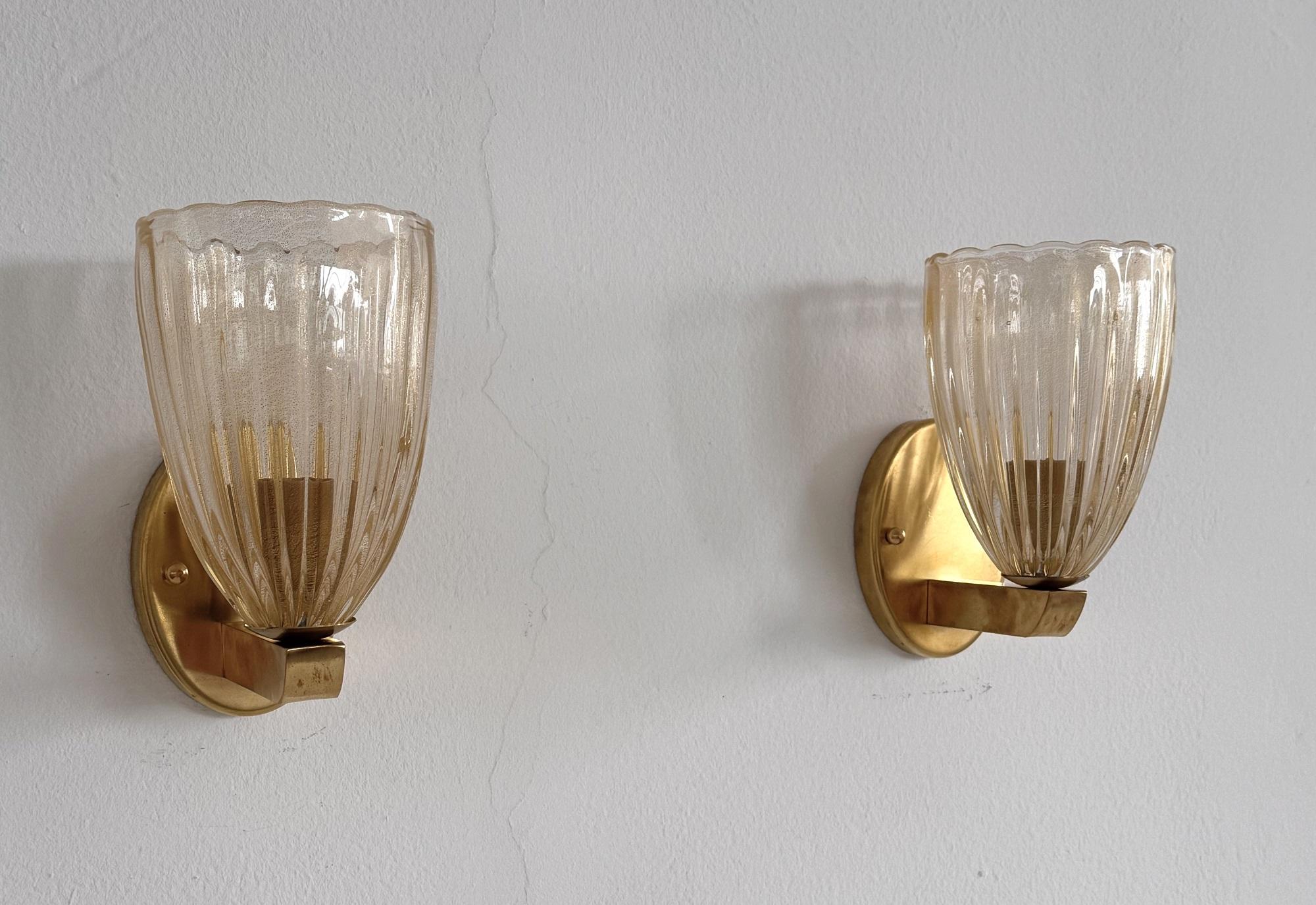Apliques o candelabros italianos de latón y cristal de Murano en estilo Art Déco, años 1990 en venta 7