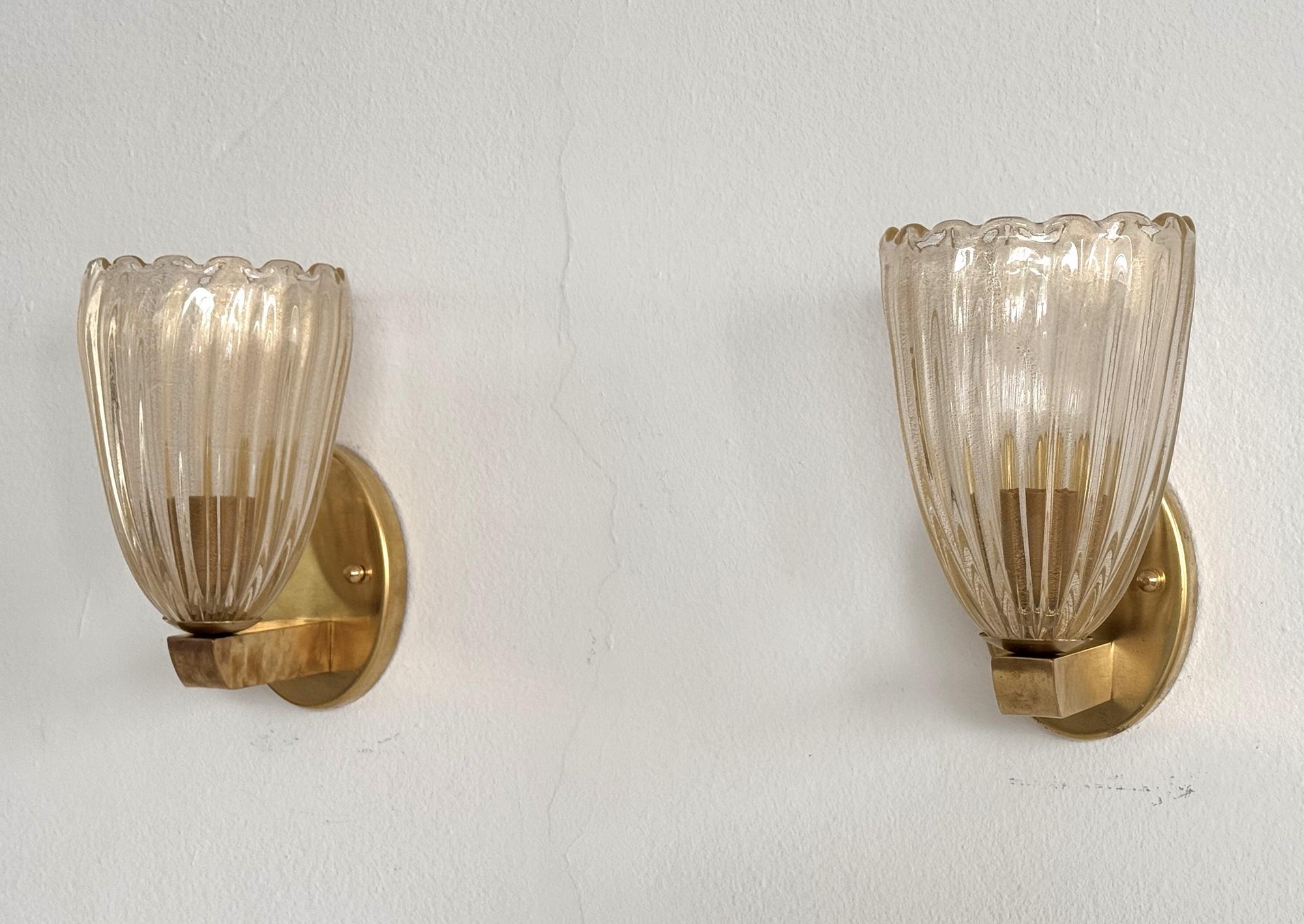 Apliques o candelabros italianos de latón y cristal de Murano en estilo Art Déco, años 1990 Art Decó en venta