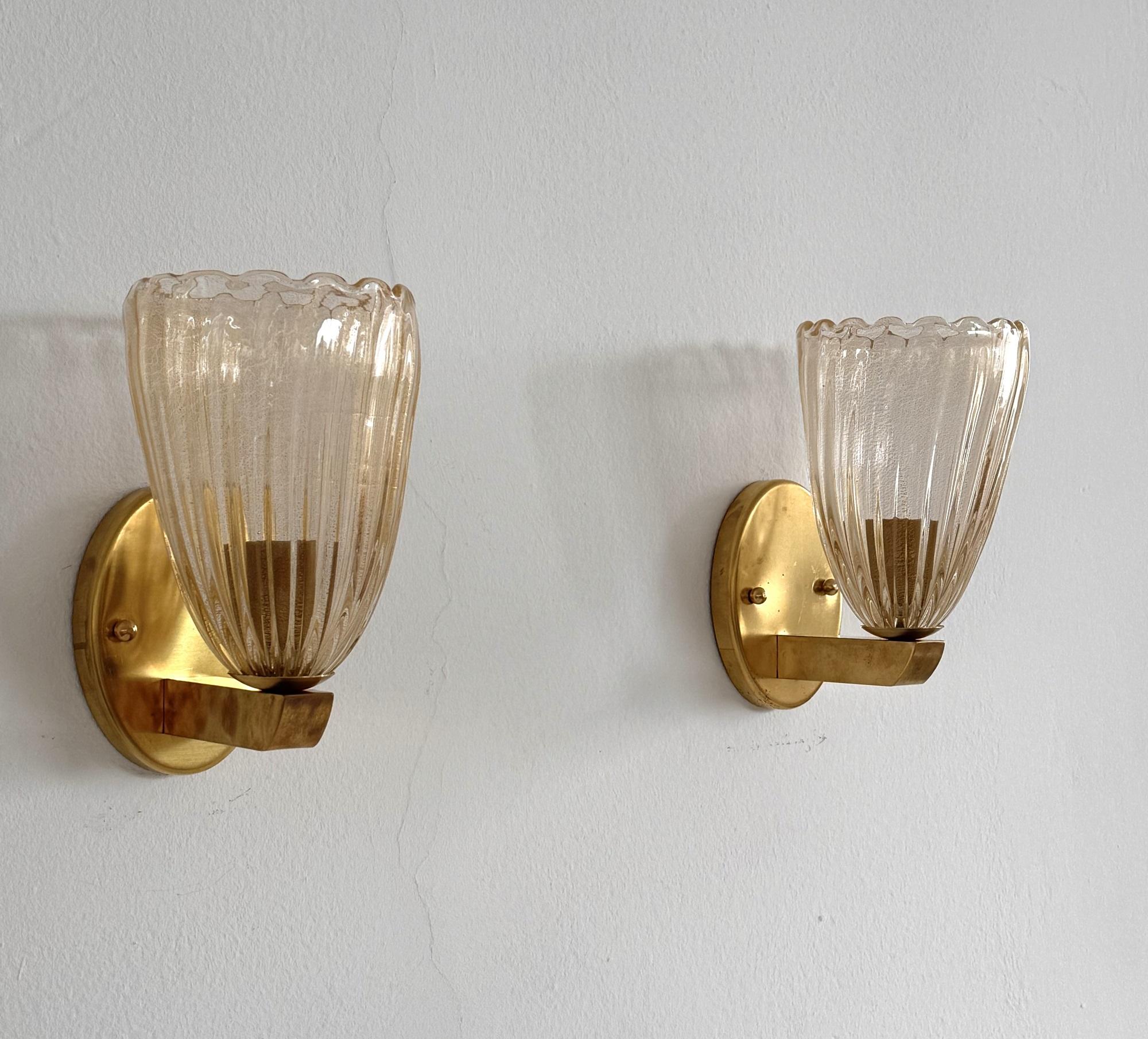 Apliques o candelabros italianos de latón y cristal de Murano en estilo Art Déco, años 1990 Italiano en venta