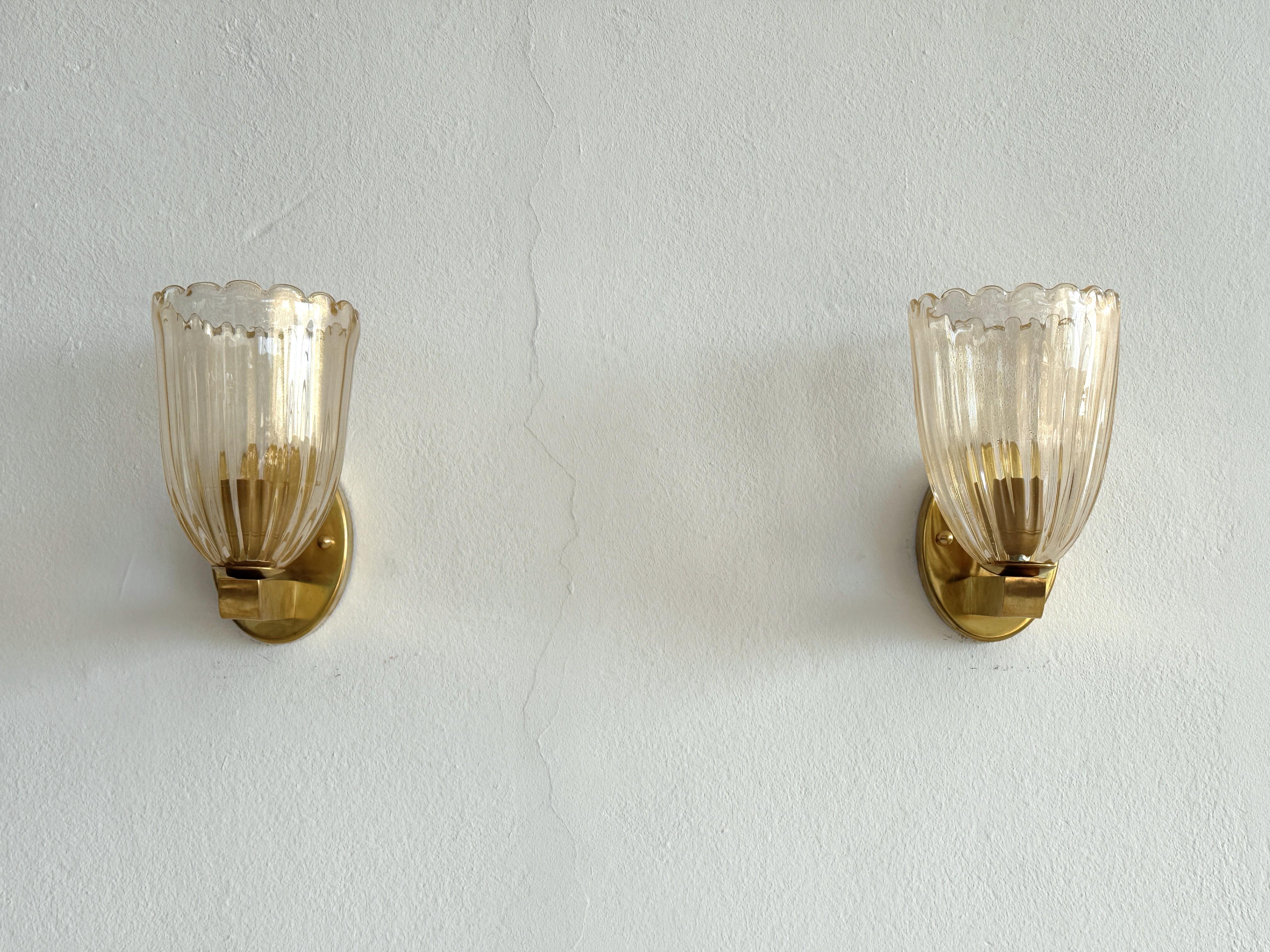 Applique o Sconcese in ottone e vetro di Murano in stile Art Déco, anni '1990 in vendita 1