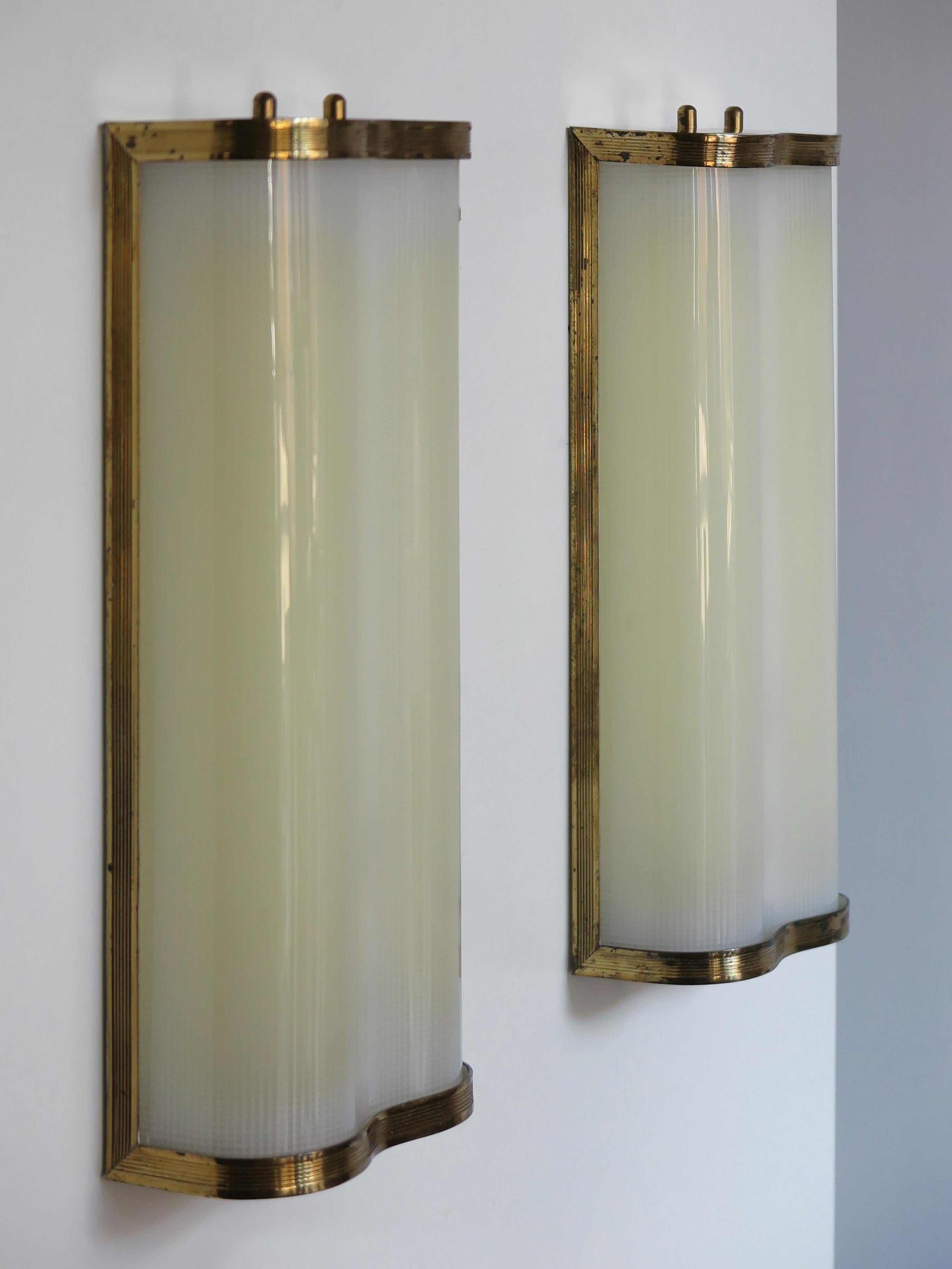 Mid-20th Century Italian Brass and Plexiglass Wall Lamps Sconces Midcentury 1950s
