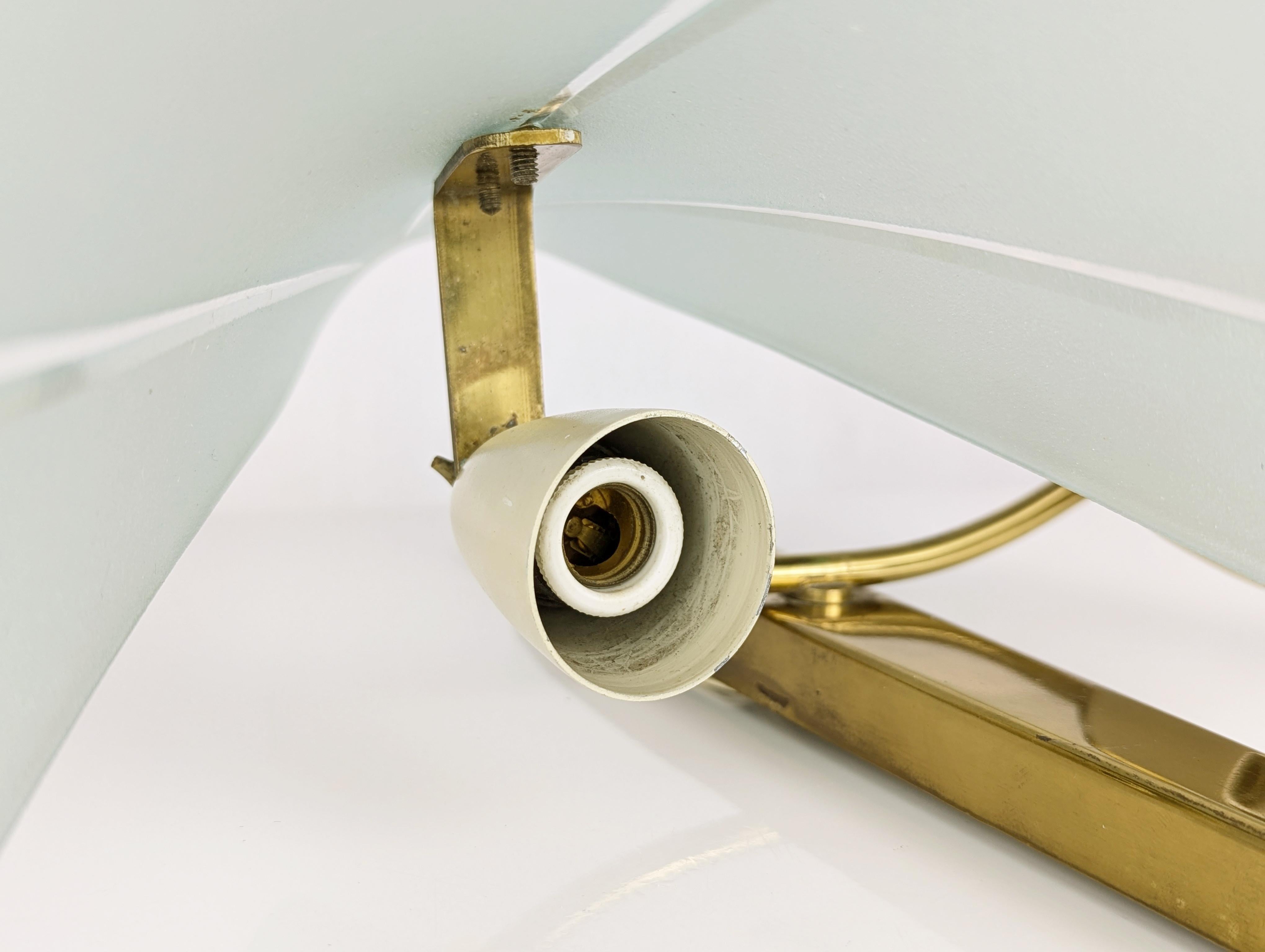 Italian Brass and Sandblasted Glass Mid-Century Sconce with curved glass shades For Sale 4
