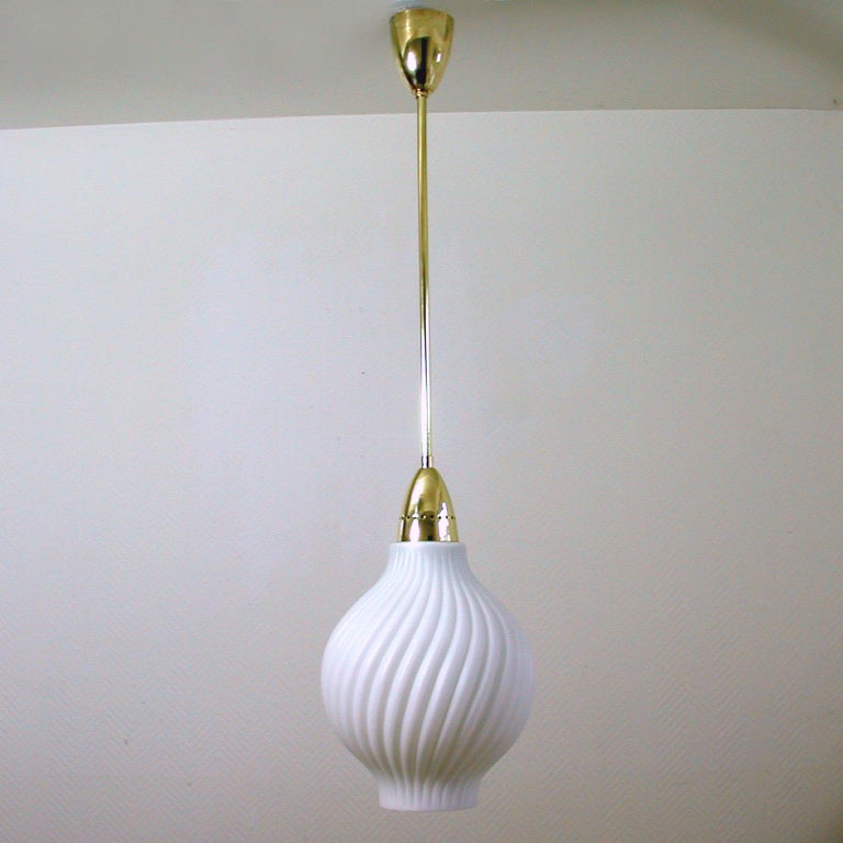 Mid-Century Modern Italian Brass and Satin Opaline Glass Pendant Attributed to Arredoluce, 1950s For Sale