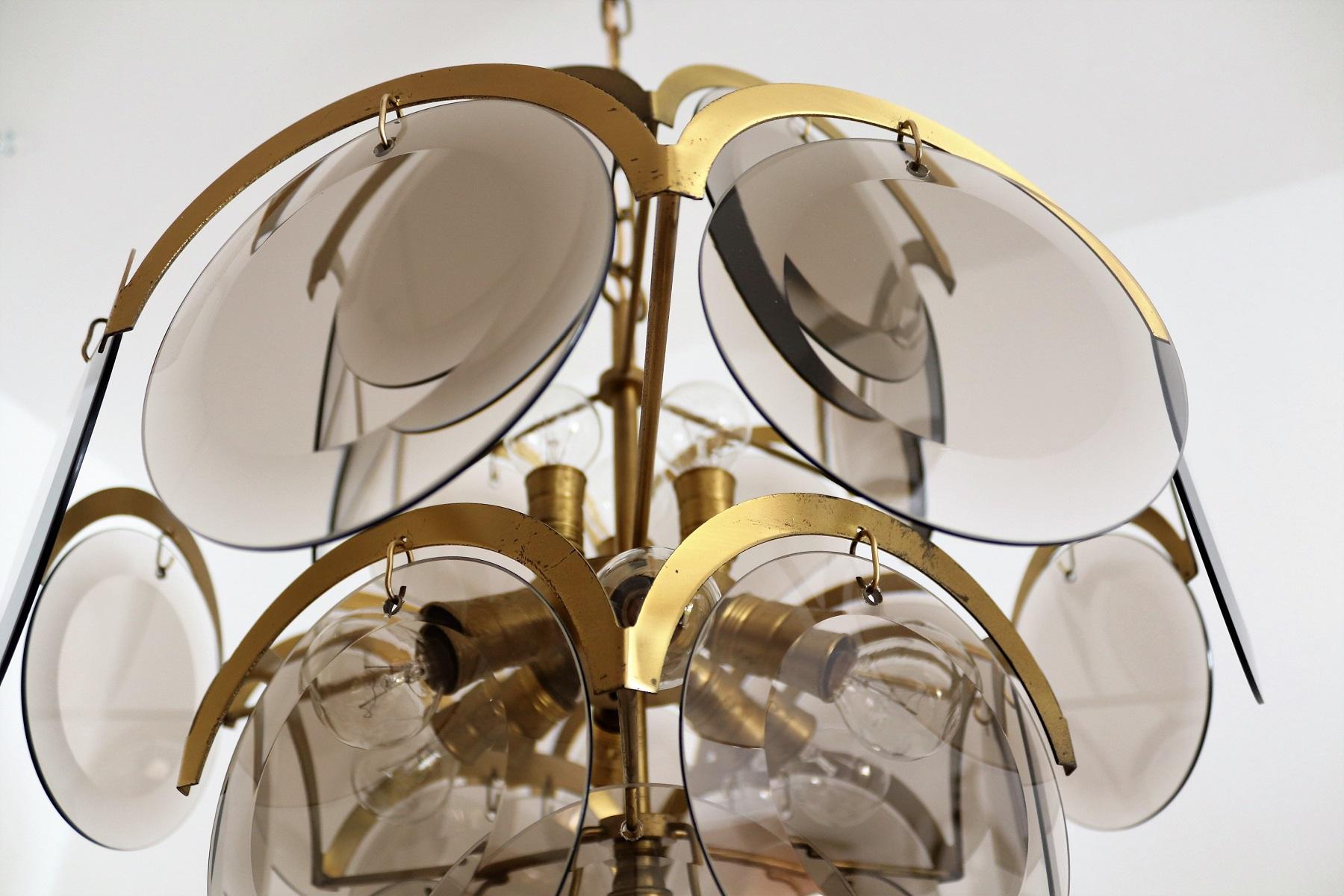 Italian Brass and Smoke Glass Chandelier by Vistosi, 1960s For Sale 3