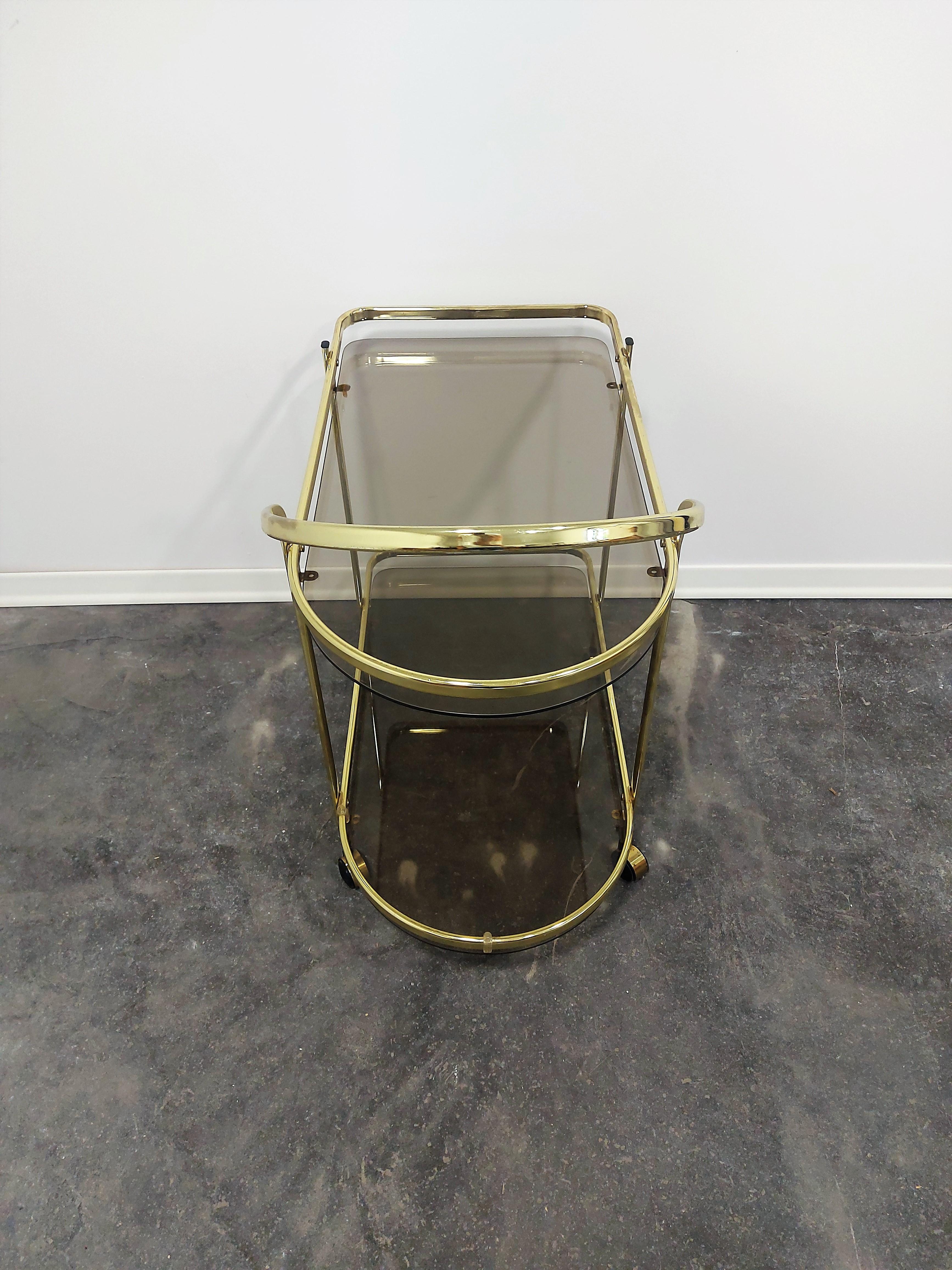 Italian Brass and Smoked Glass Bar Cart, 1960s For Sale 2