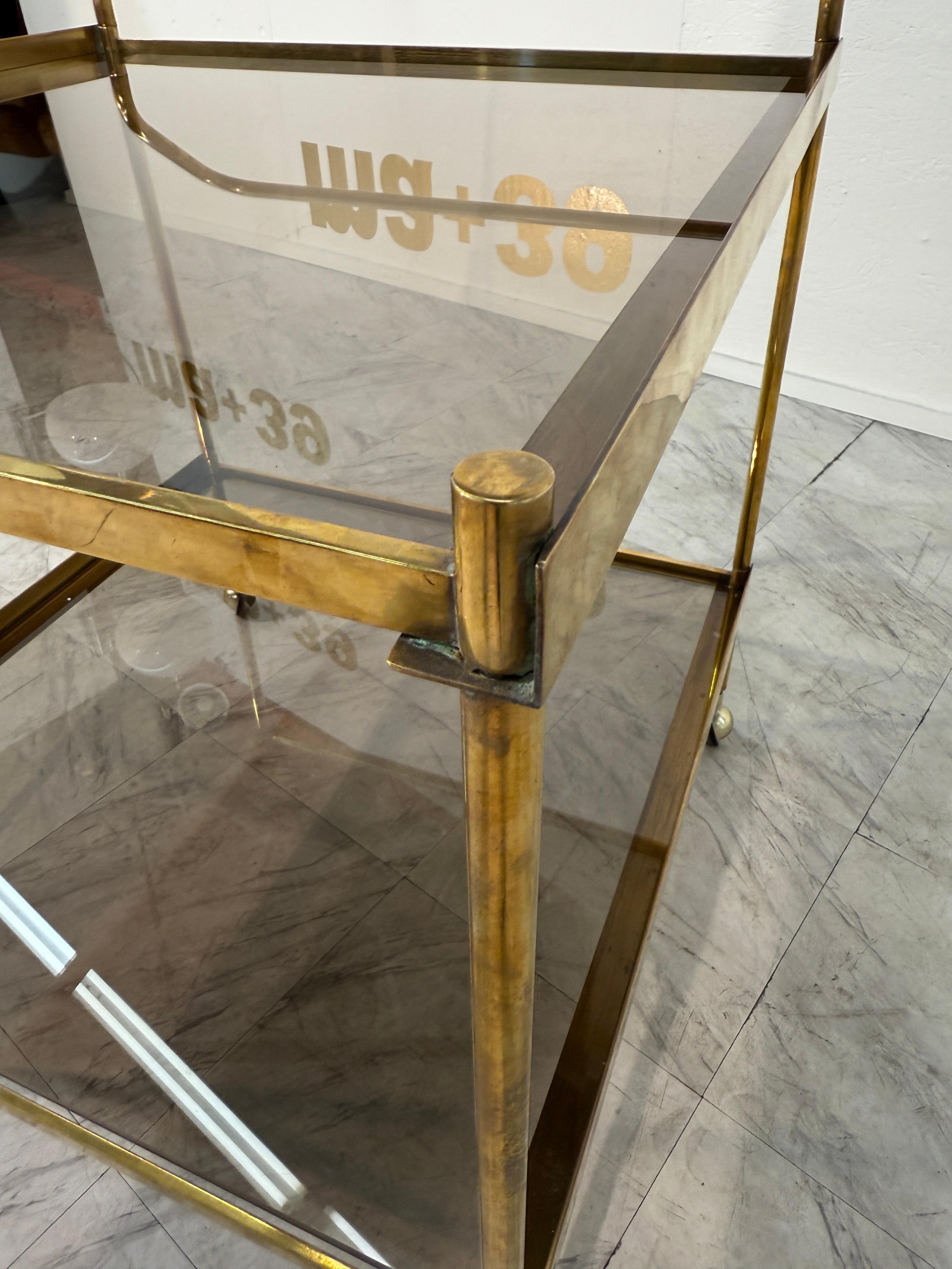 20ième siècle Italian Brass and Smoked Glass Bar Cart, 1970s en vente