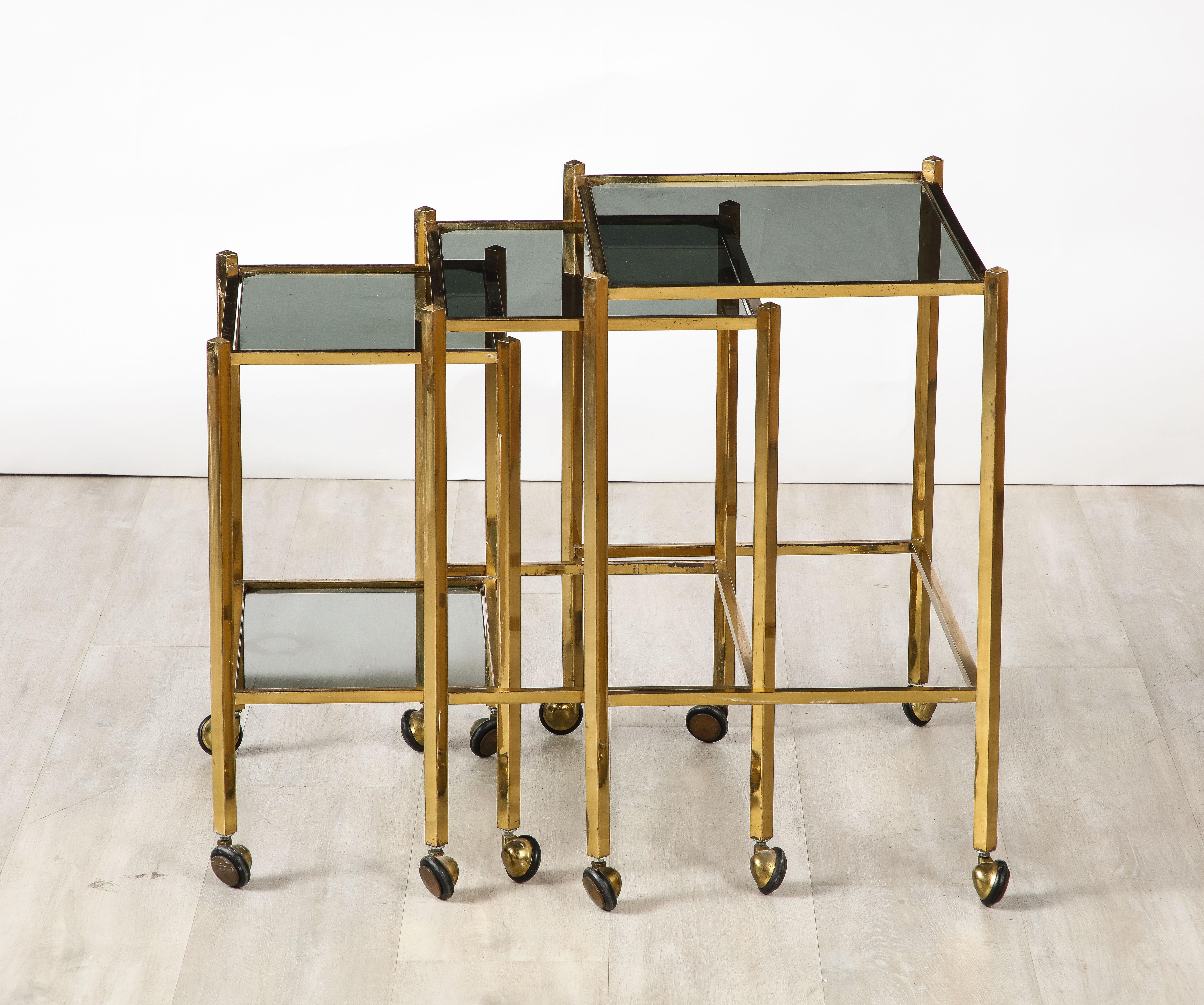 Italian Brass and Smoked Glass Nesting Tables, Italy, circa 1960 For Sale 3
