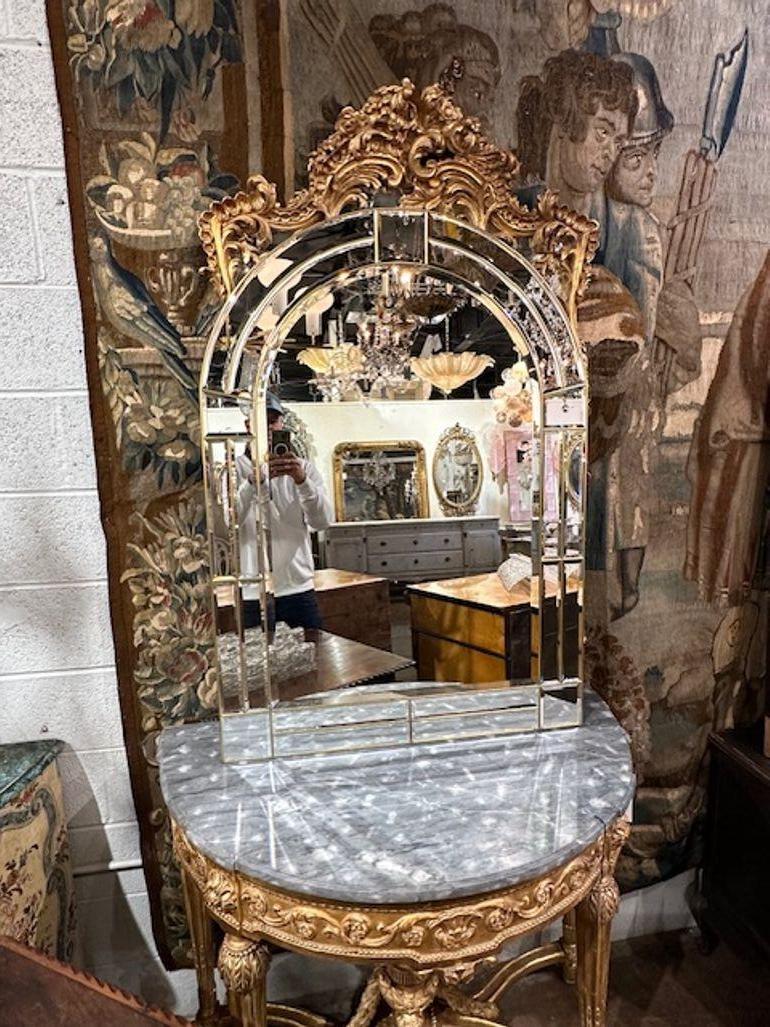 Italian Brass Arch Mirror In Good Condition For Sale In Dallas, TX