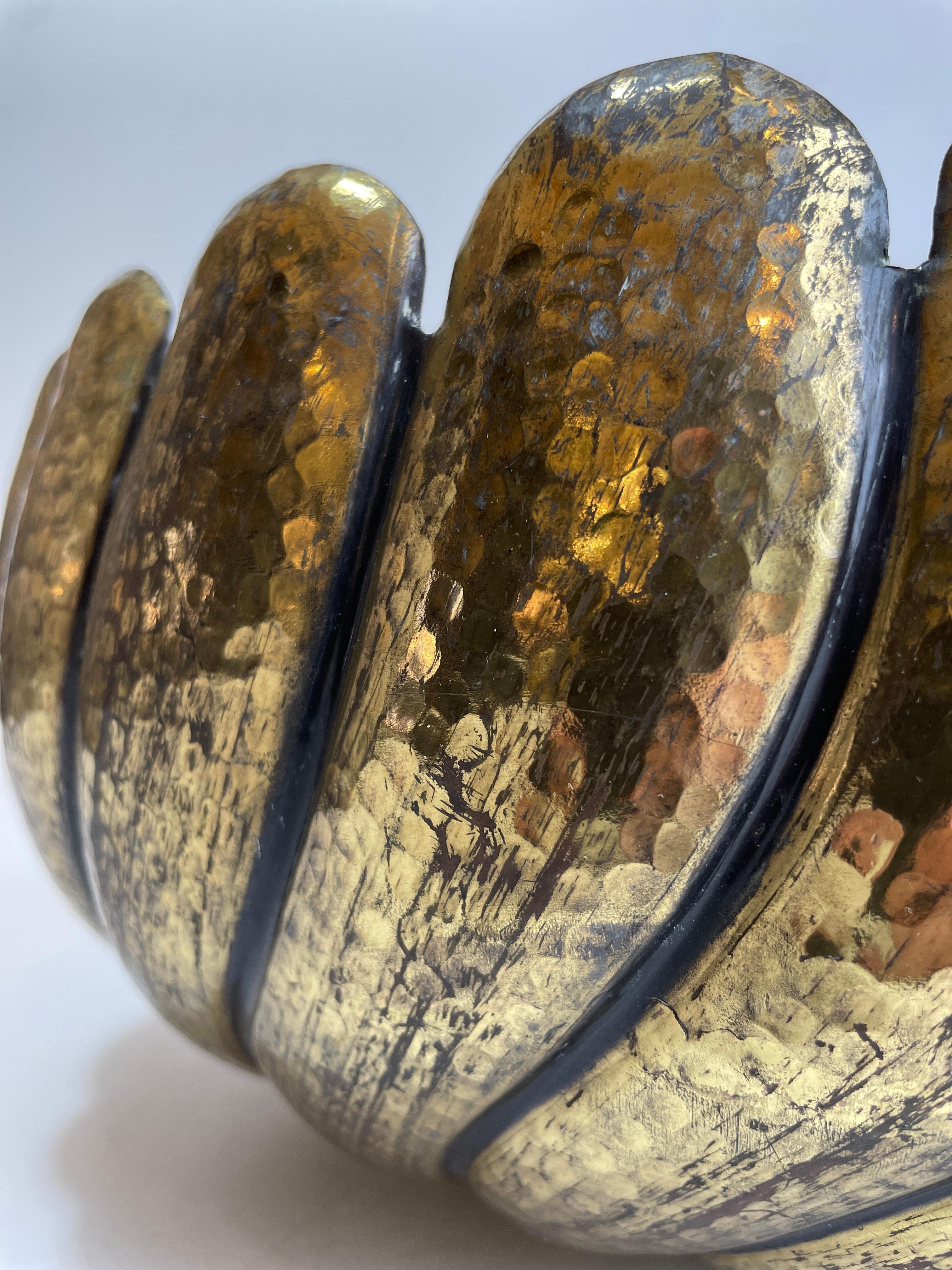 Italian Brass Bowl in the style of Egidio Casagrande, 1970s For Sale 9