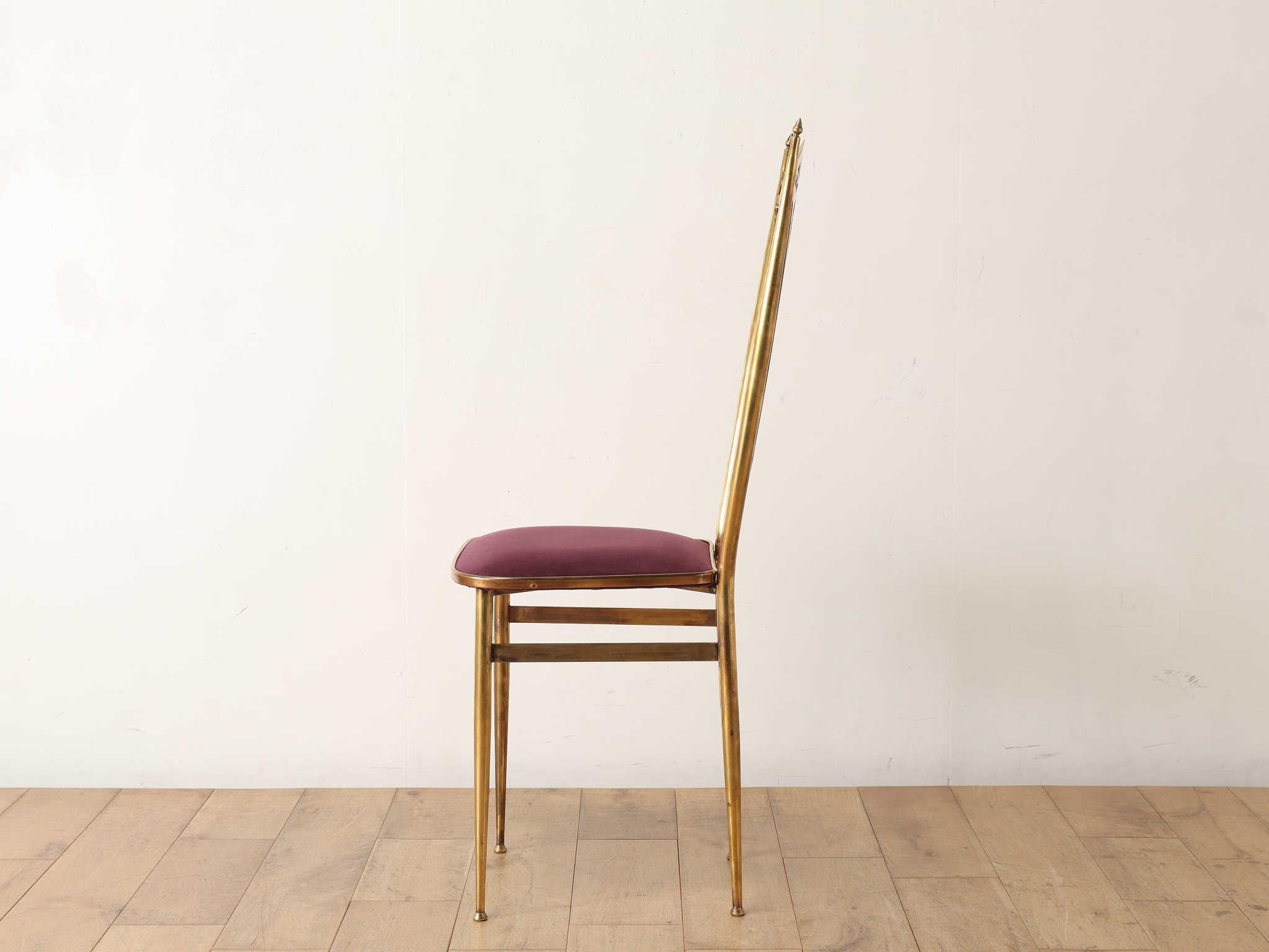 Italienischer Stuhl aus Messing 1960er Jahre im Angebot 13
