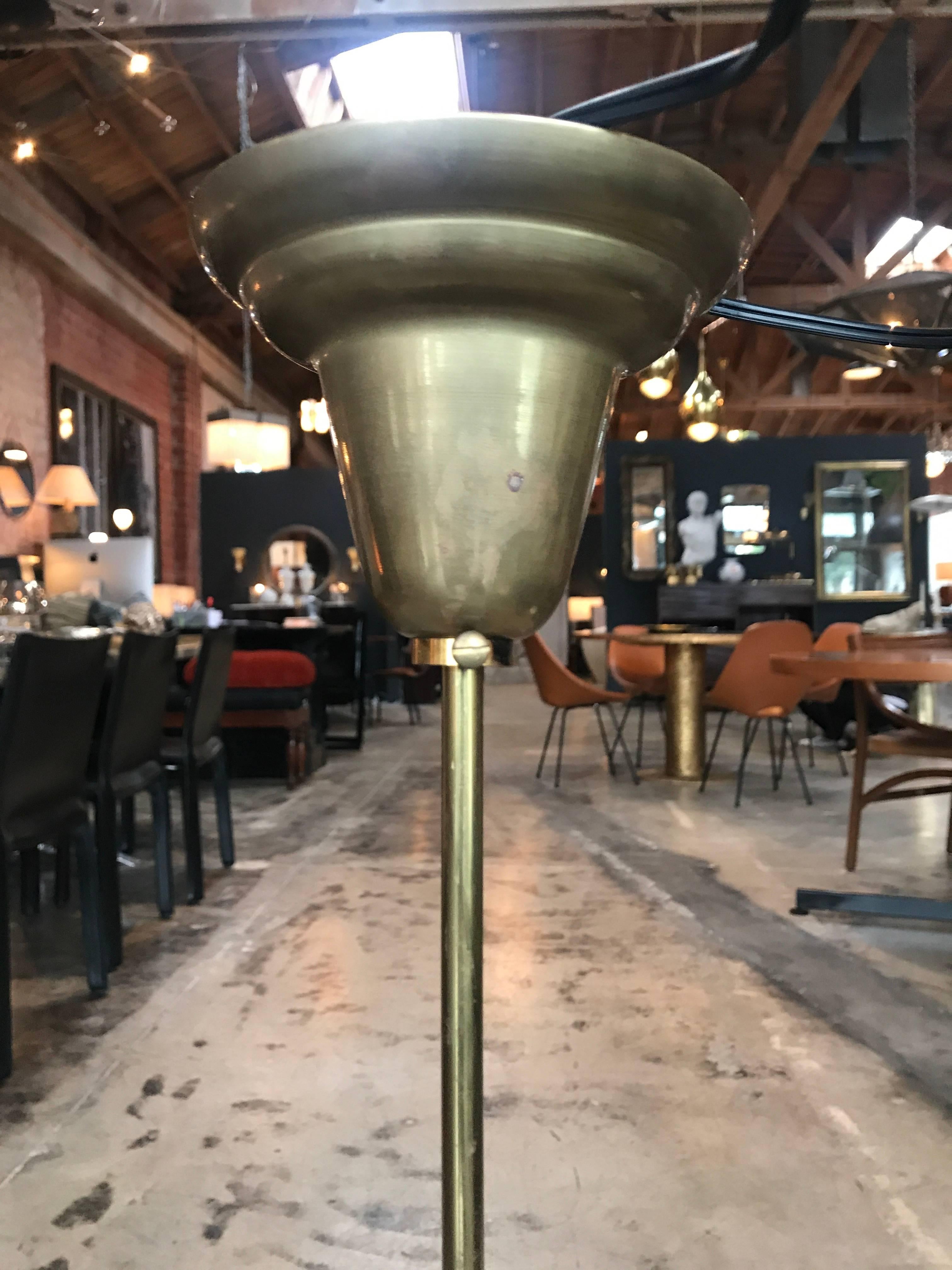 Italian Brass Chandelier with 12 Lights In Excellent Condition In Los Angeles, CA