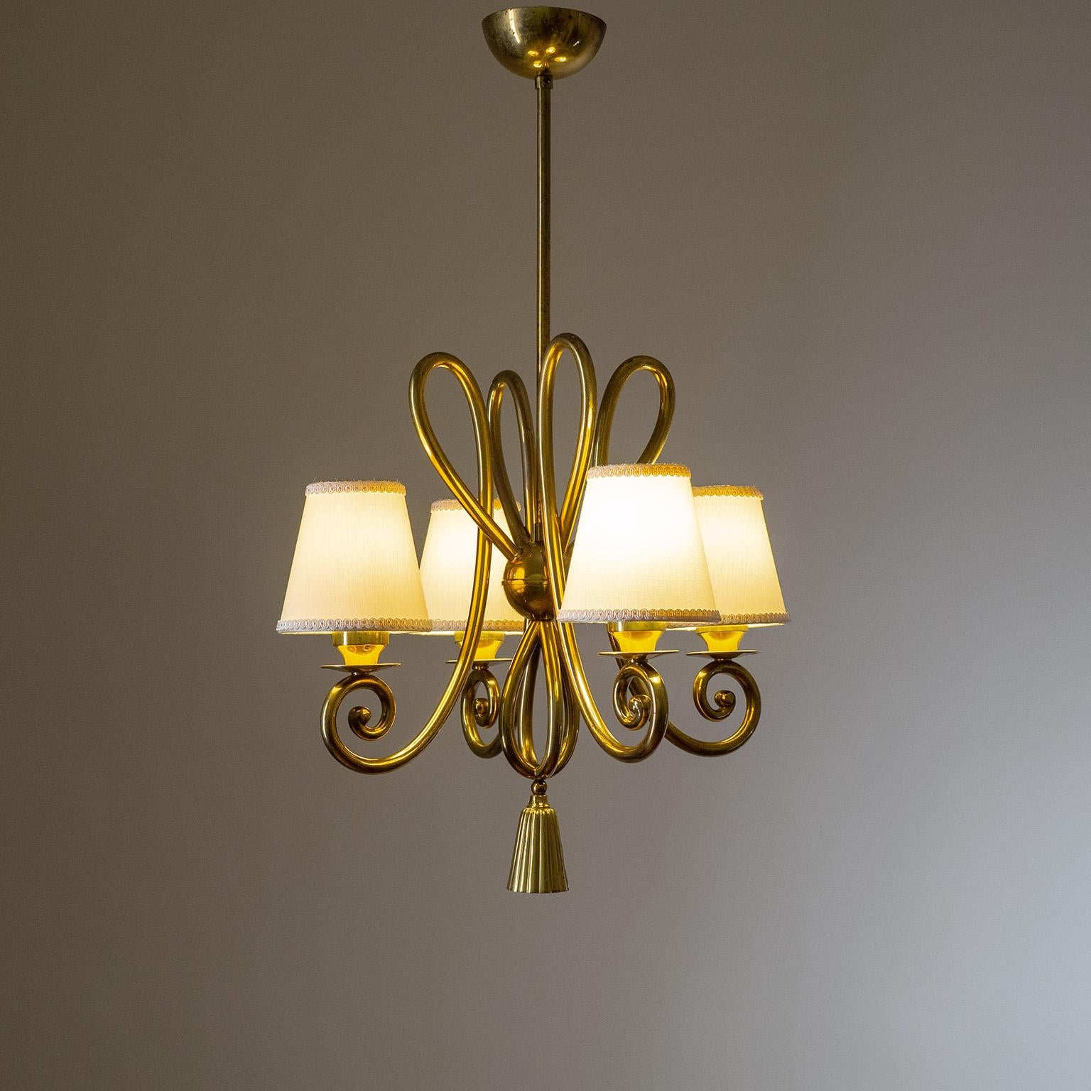 Mid-Century Modern Italian Brass Chandelier, circa 1950