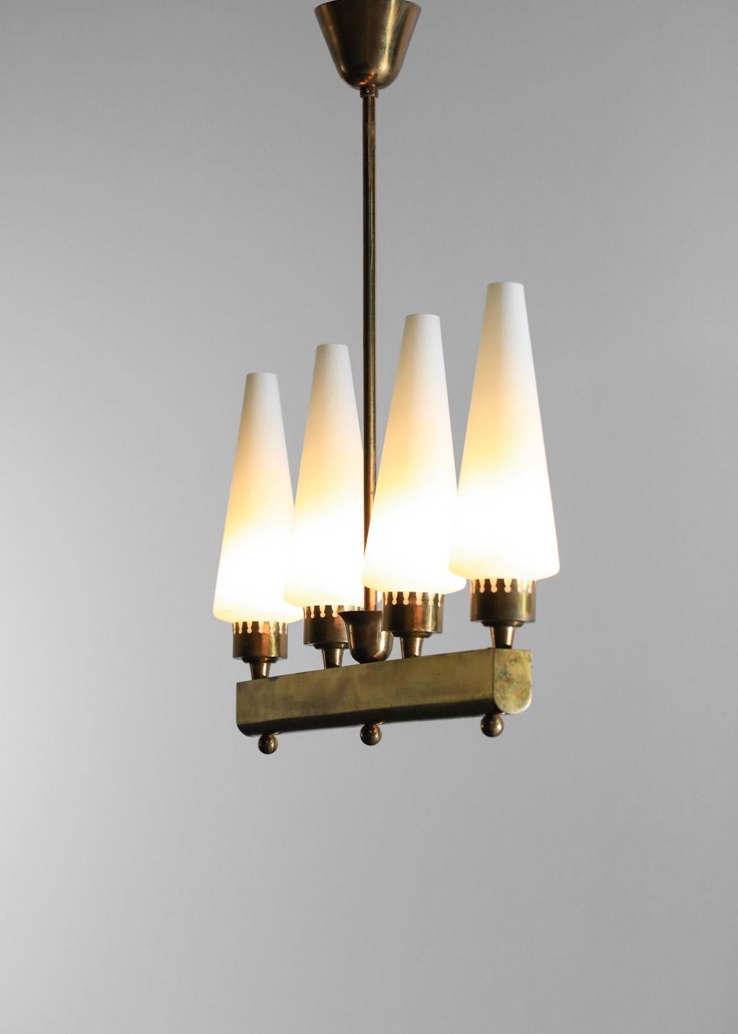 Italian brass chandelier from the 40's or 50's glass 4 cones  For Sale 5