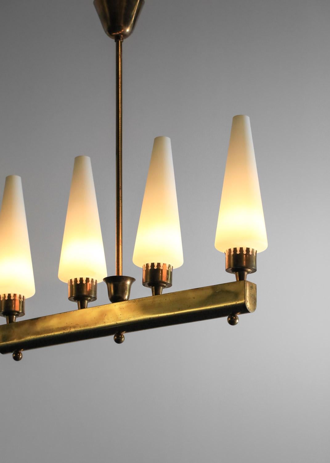 Italian brass chandelier from the 40's or 50's glass 4 cones  For Sale 7