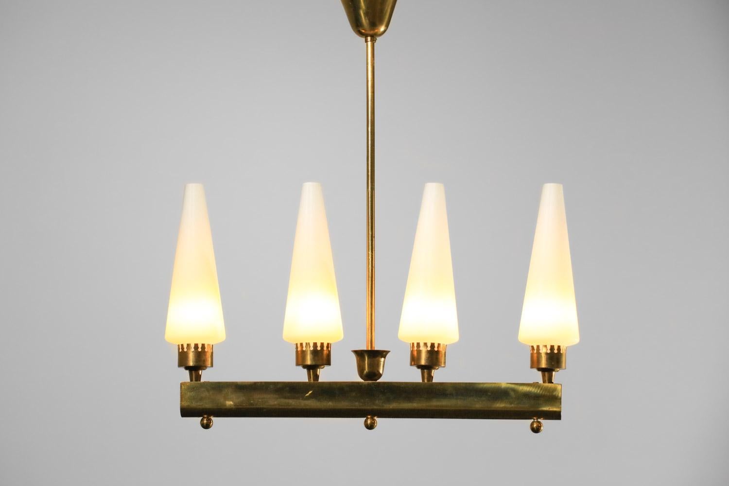 Brass Italian brass chandelier from the 40's or 50's glass 4 cones  For Sale