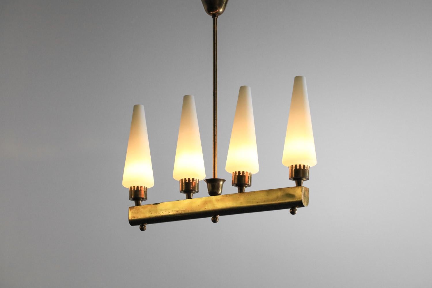Italian brass chandelier from the 40's or 50's glass 4 cones  For Sale 1