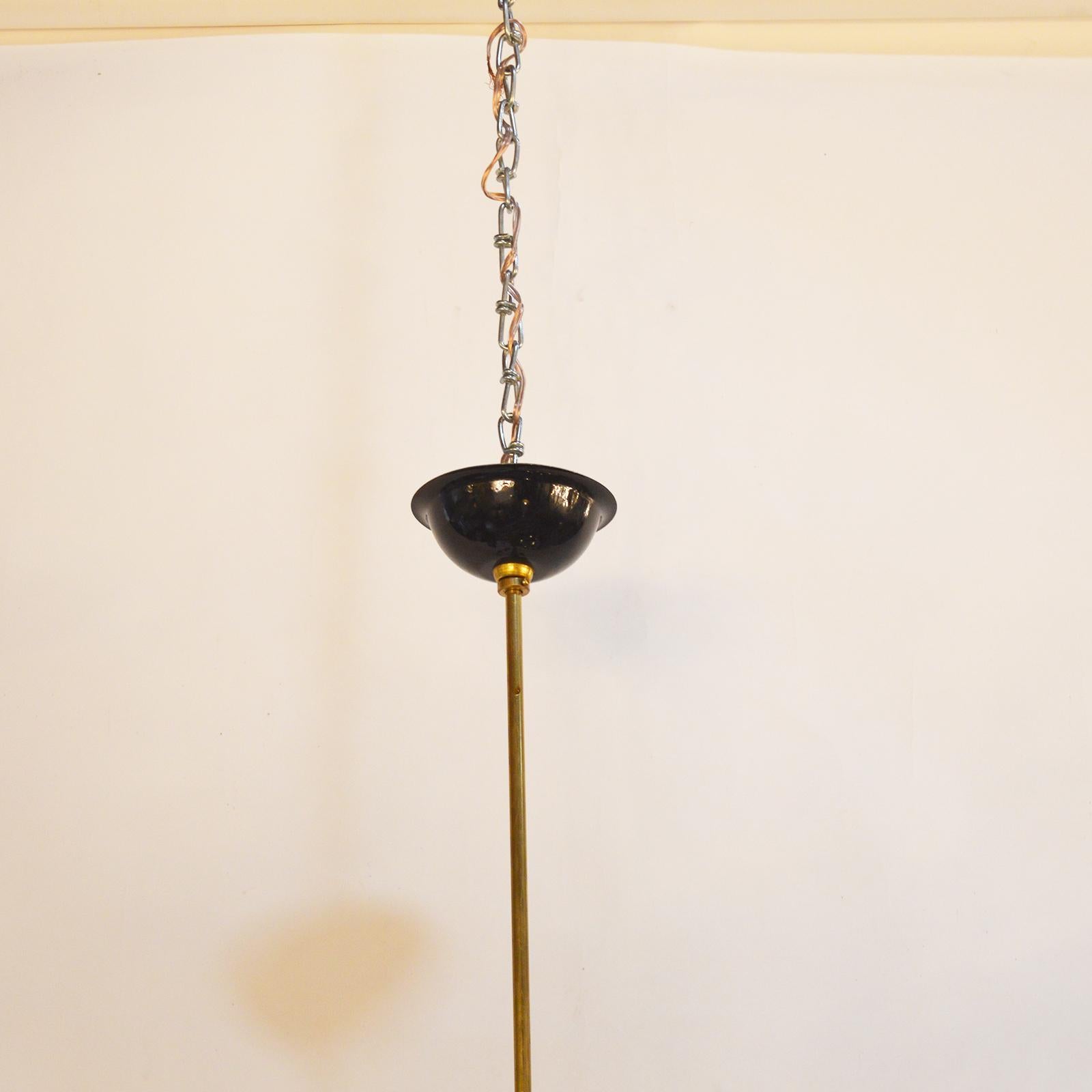 Italian Brass Chandelier, in the Style of Stilnovo, 1950s In Excellent Condition For Sale In Los Angeles, CA