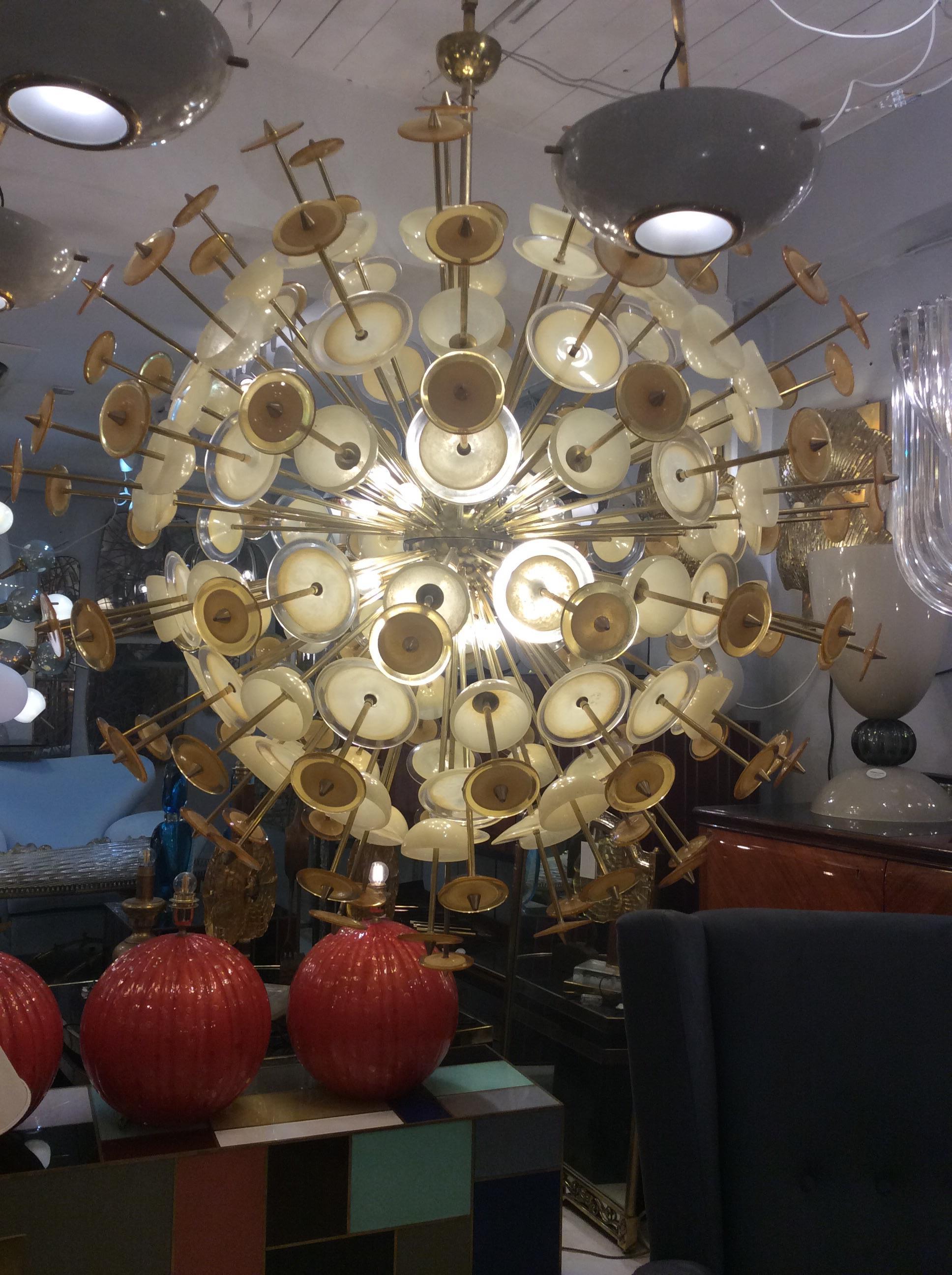 Italian Brass Chandelier with Amber Murano Glass In Good Condition For Sale In London, GB