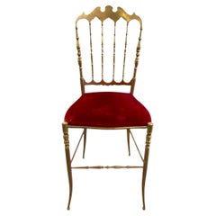 Chaise Chiavari italienne avec coussin en velours rouge