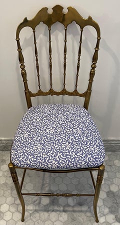 Chaise d'appoint italienne « Chiavari » en laiton, style Hollywood Regency des années 1950