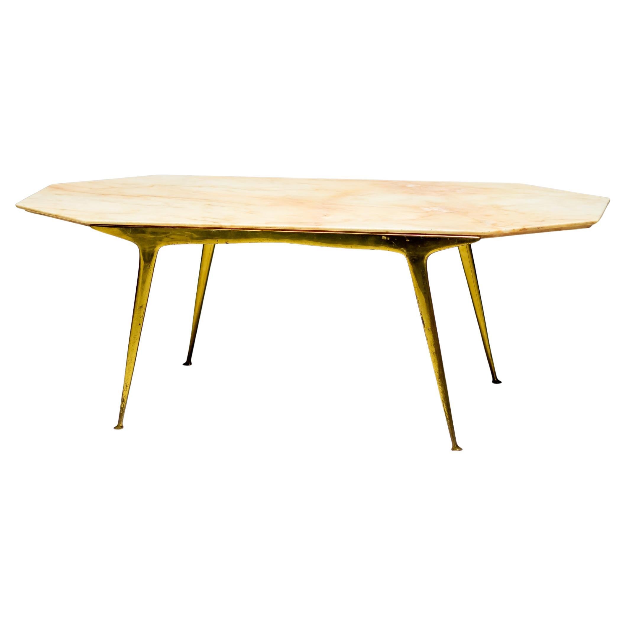 Italienischer Couchtisch aus Messing mit Marmorplatte, 1960