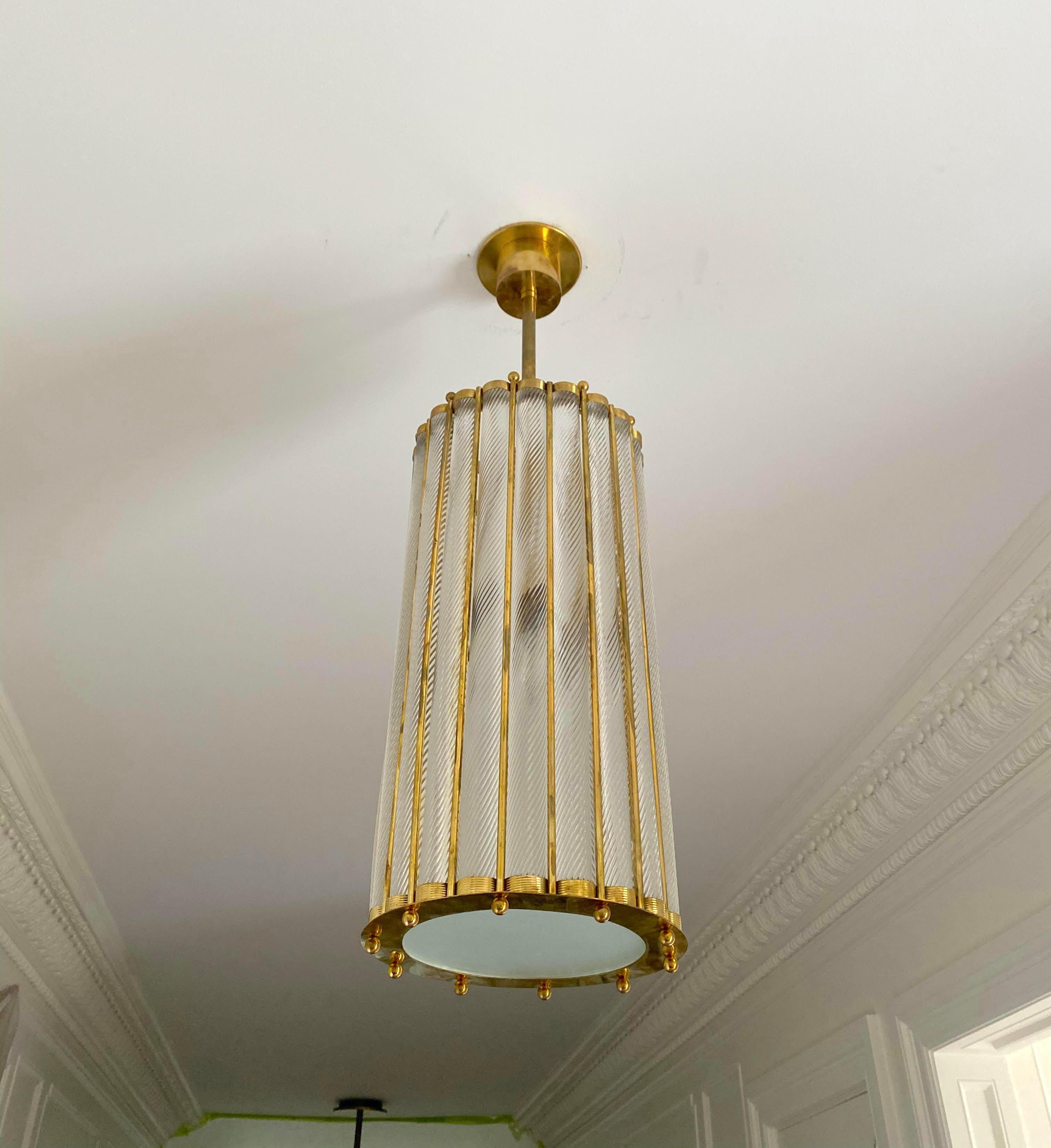 Italian Crystal Murano Glass Customizable Brass Pendant Lantern / Chandelier In New Condition For Sale In New York, NY