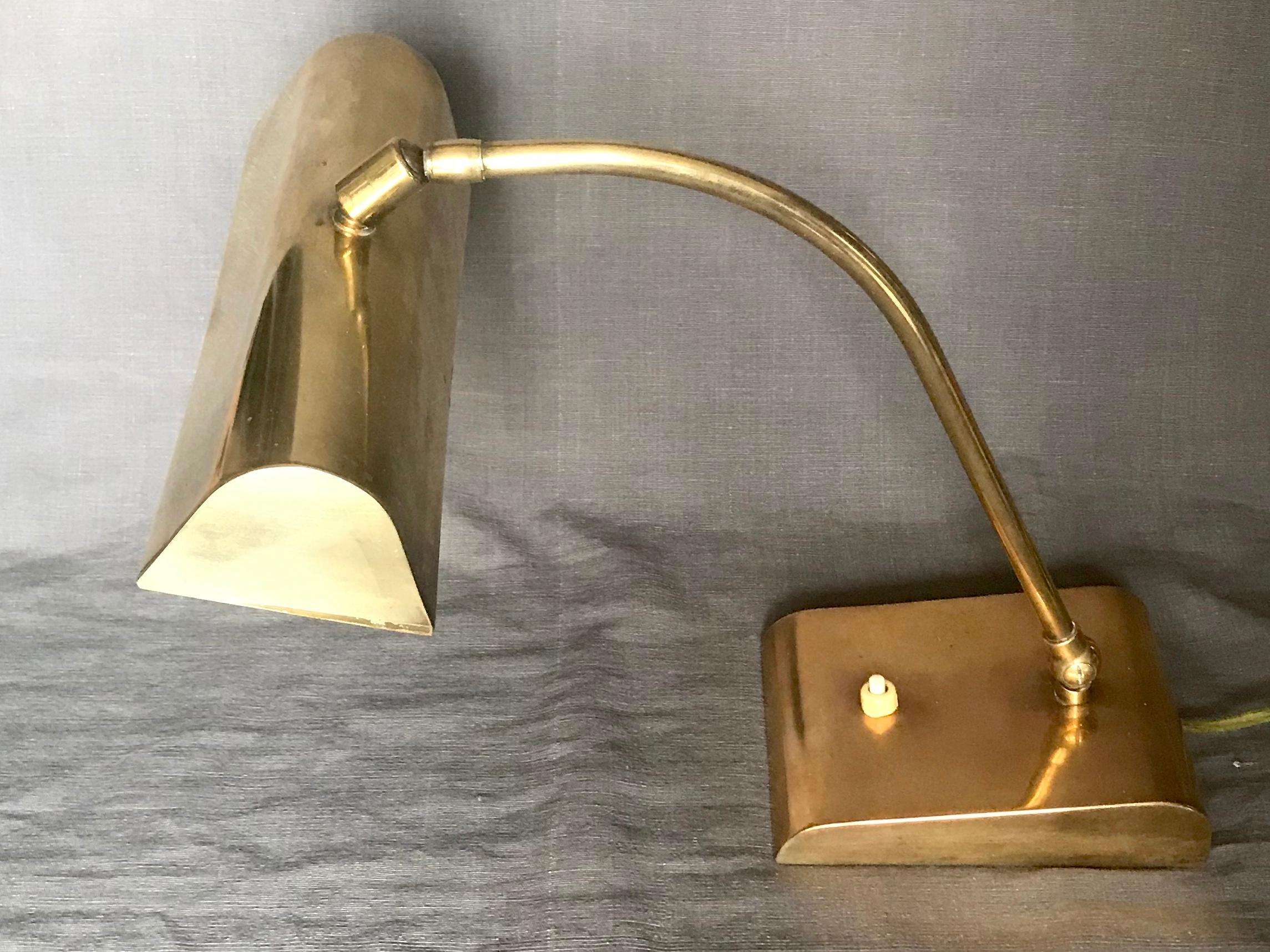 Italian Brass Desk Lamp In Good Condition In New York, NY