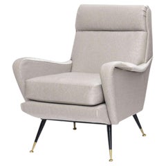 Fauteuil italien en laiton émaillé et tapissé, attribué à Carlo de Carli